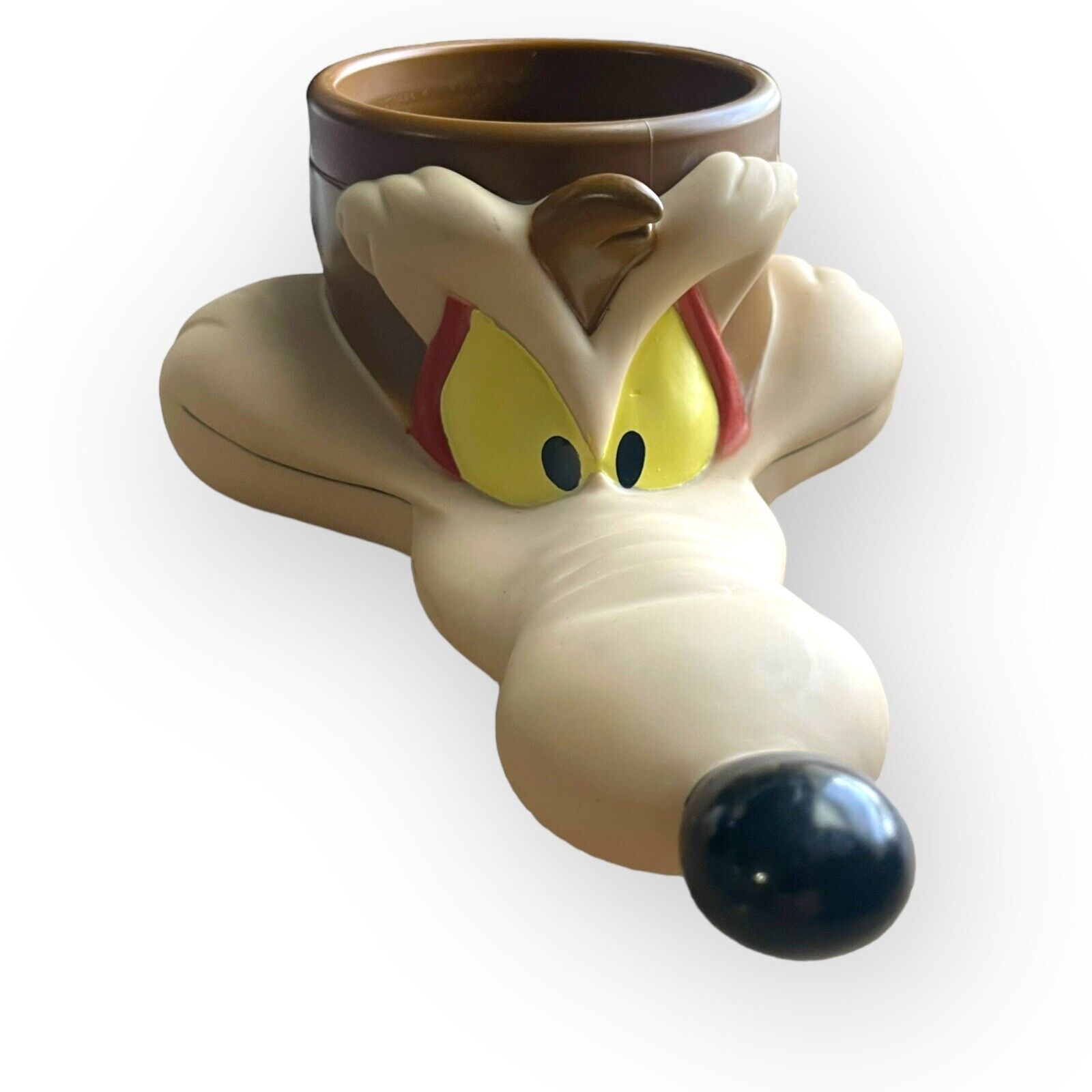 Vintage 1993 Warner Brothers Looney Tunes Wile E. Coyote 3D Mug/Cup