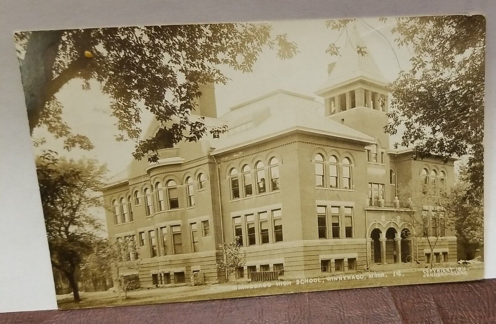 WINNEBAGO MINNESOTA HIGH SCHOOL HOUSE VINTAGE real photo postcard  1911 USED 