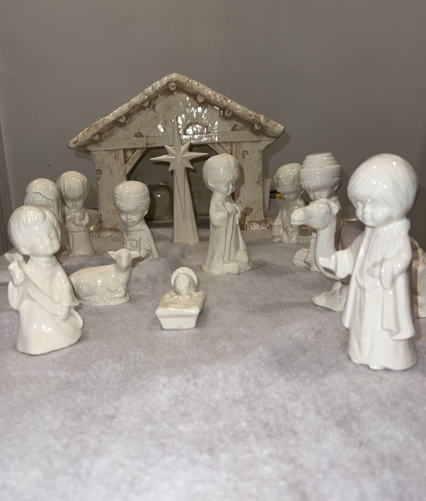 Children\'s Nativity 13 pieces Mint Glossy No Boxes Rare Author Signed N.H.
