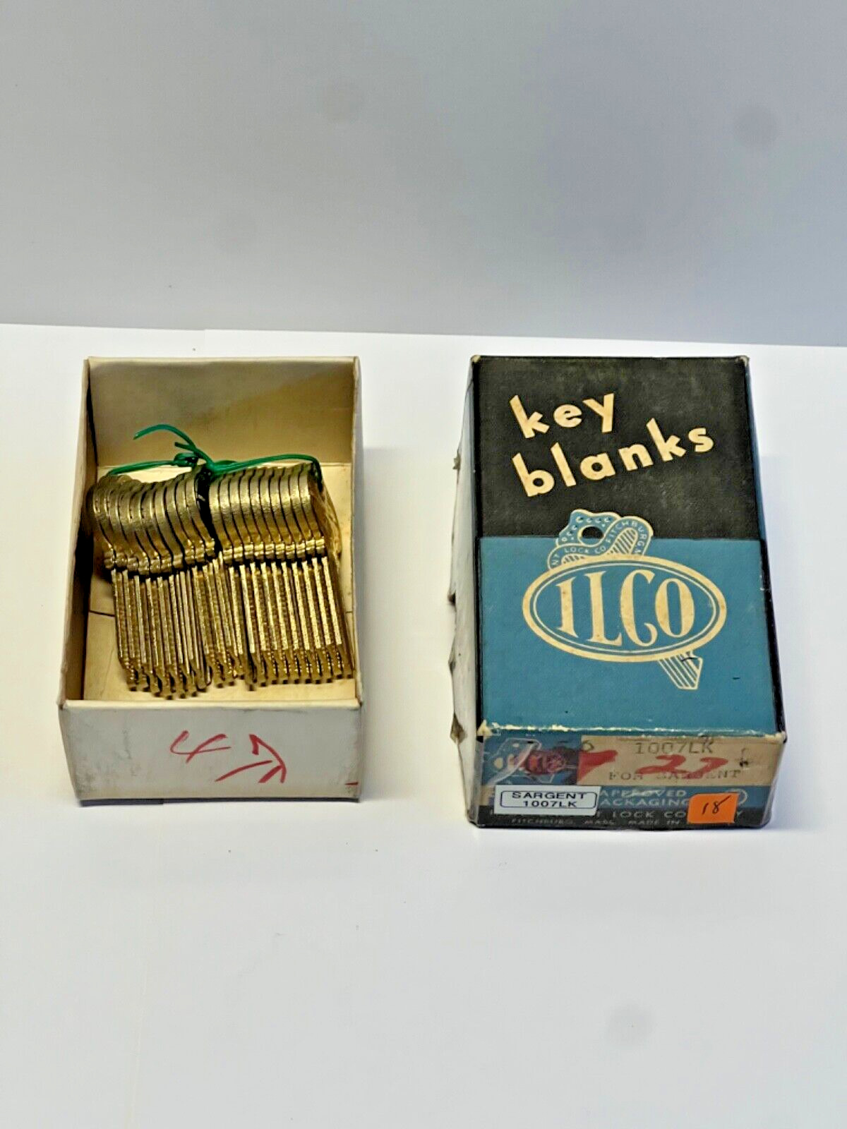 Vintage ILCO Independent Lock Co.; Brass Fancy Key Blanks; NOS Unused; Qty 20