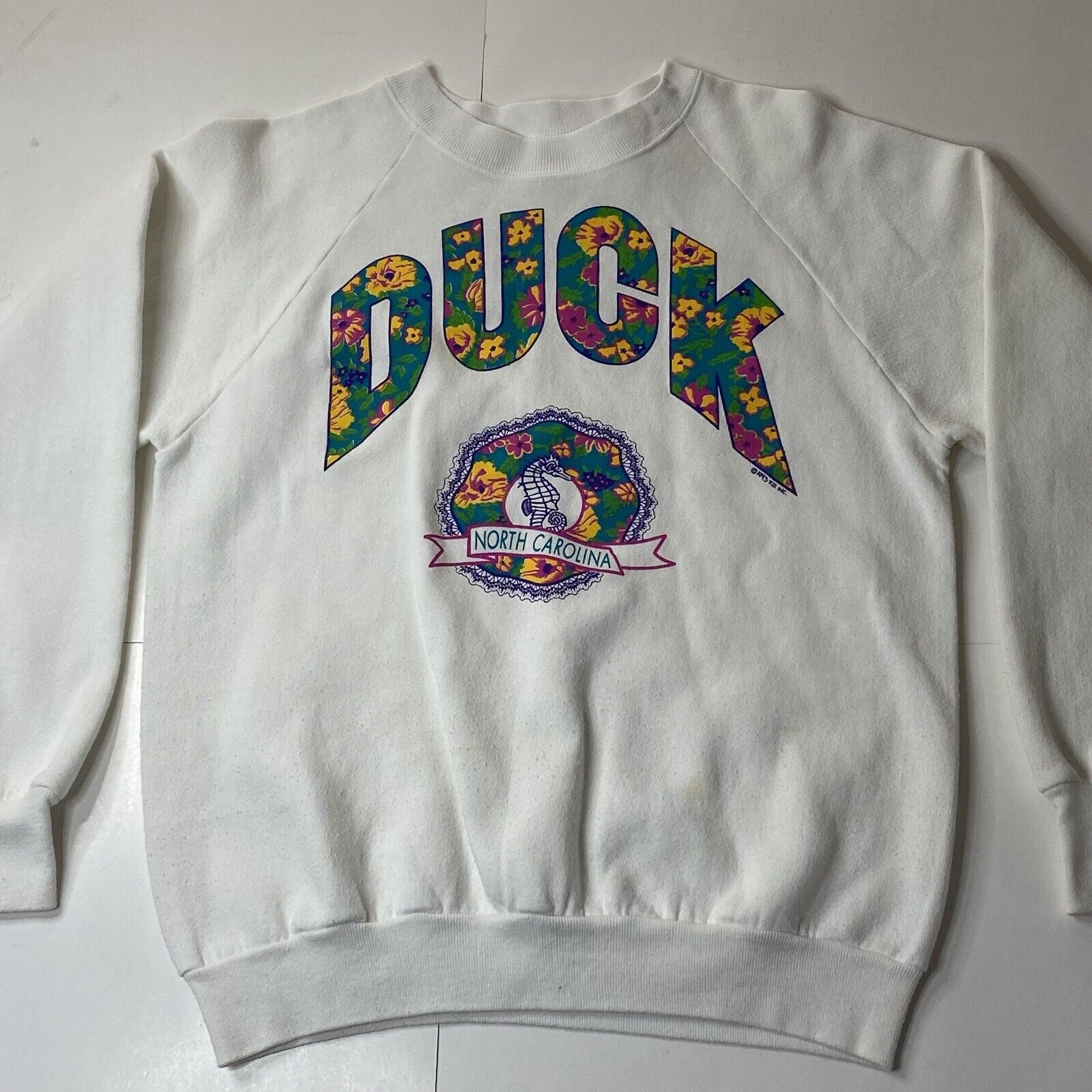 Vintage 90’s Sweatshirt Duck North Carolina 1993 F.G. INC Lightweight Thin RARE