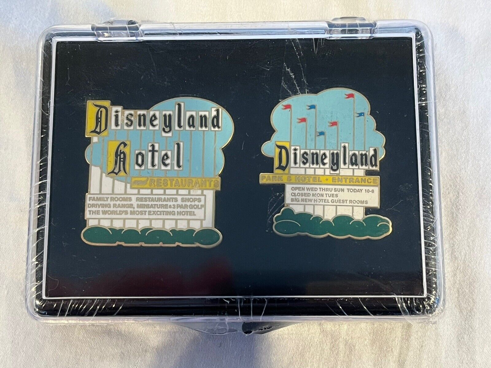 LE 3000 - Disneyland HOTEL MARQUEE - 2 Piece PIN SET - Cast Member Exclusive