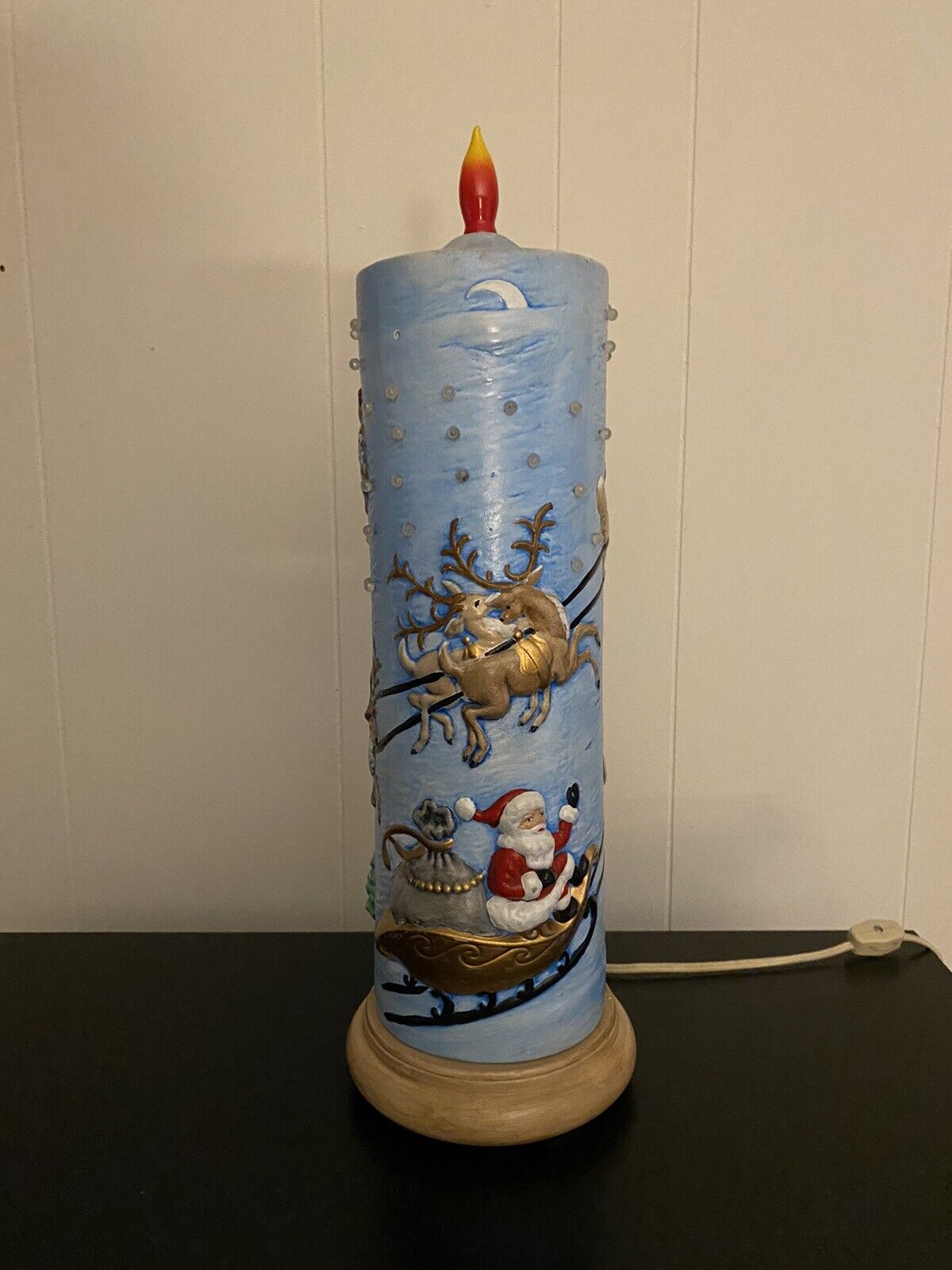 RARE Vintage Atlantic Mold Ceramic Christmas Lighted Candle Santa & Reindeer 18\