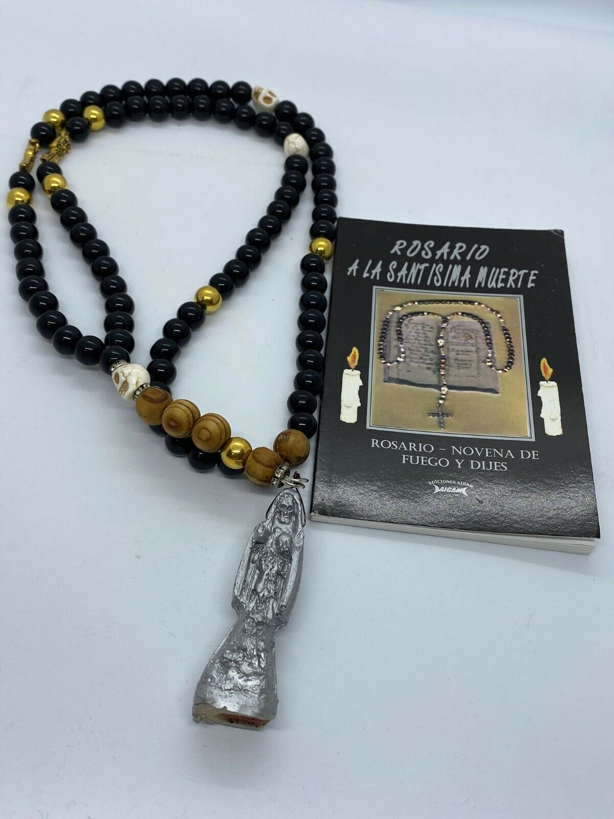 Holy Death\'s  Rosary Rosario Santa Muerte  Plateada Libro Rosario Novena