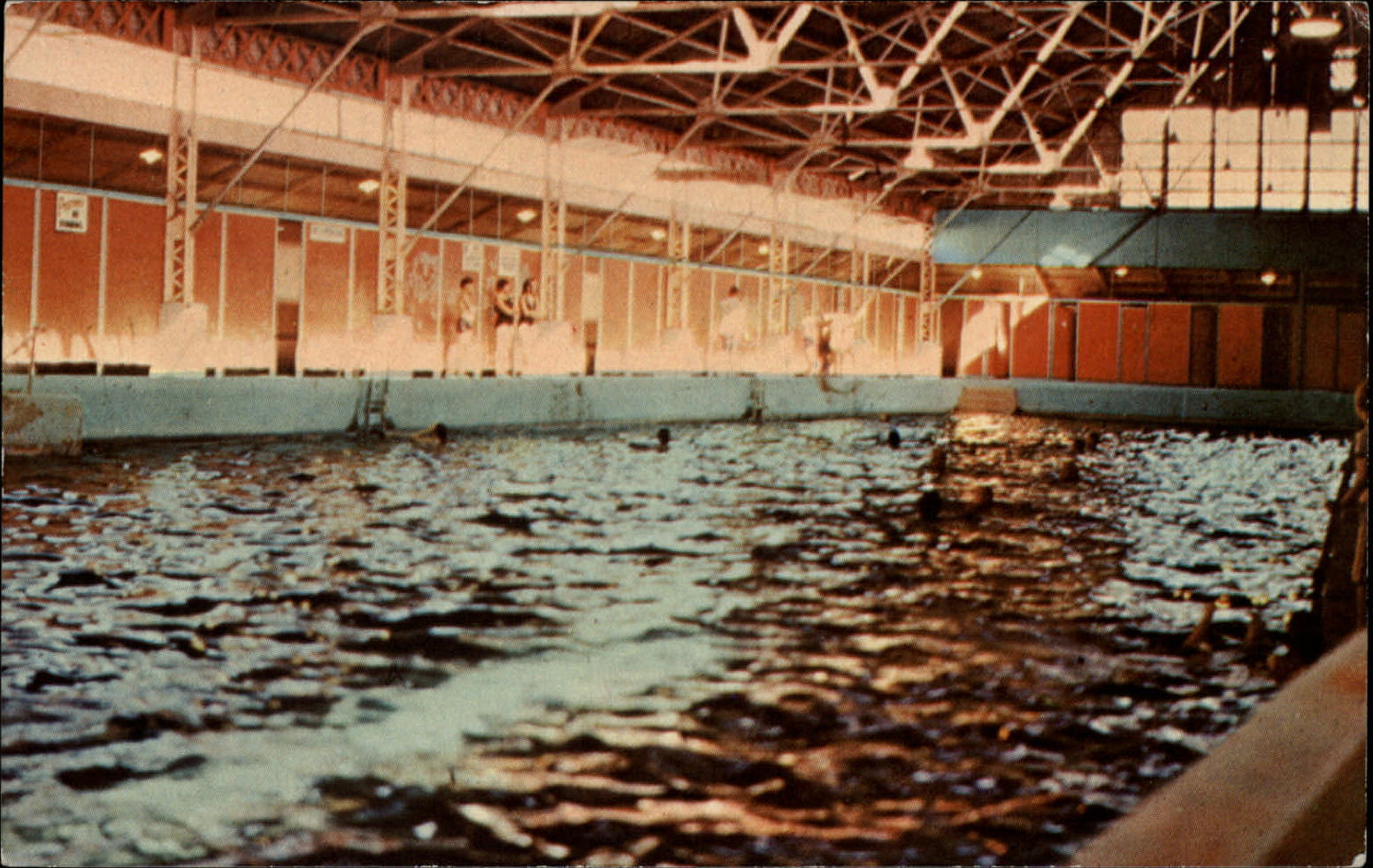 South Dakota Hot Springs Evans Plunge pool ~ mailed 1968 postcard
