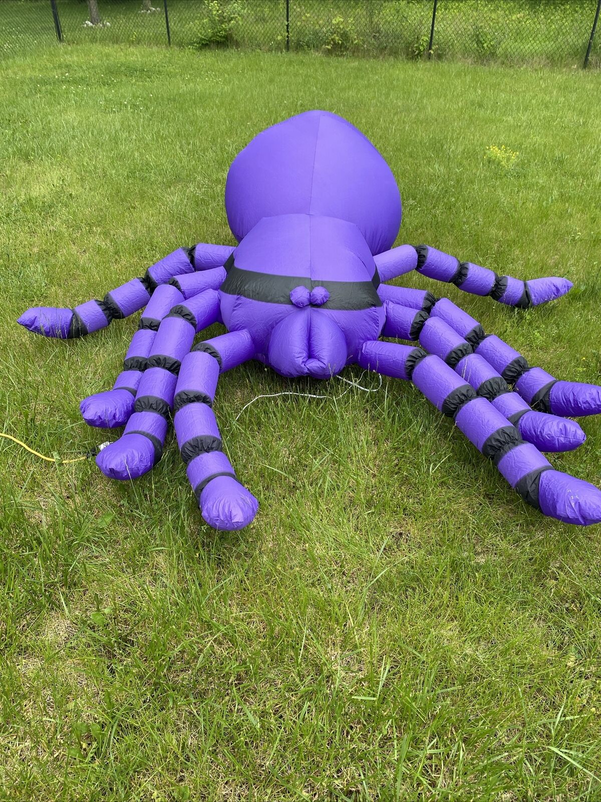 GEMMY AIRBLOWN Inflatable 8ft Long Spider  Purple Lights Up With Original Box.