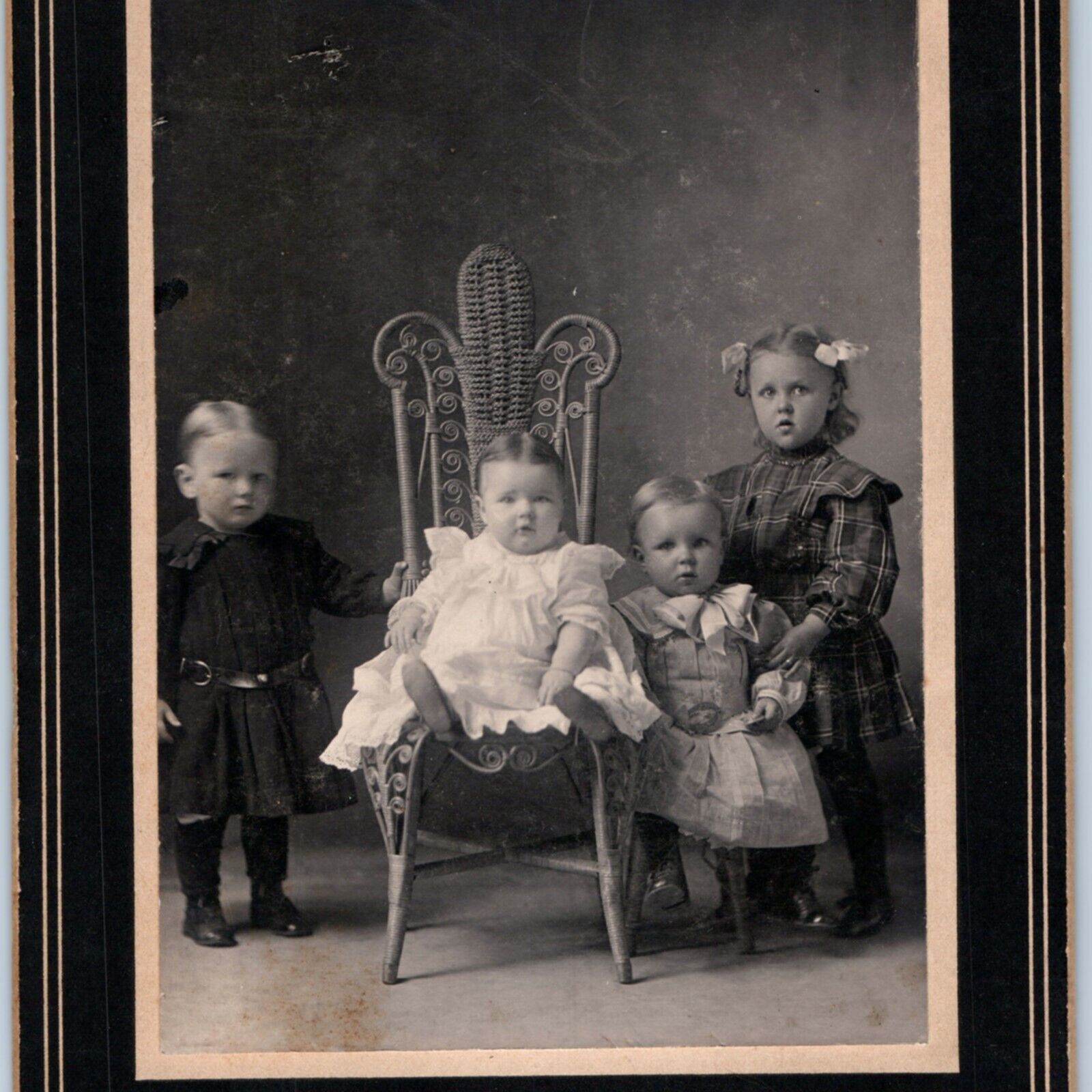 c1900s Adorable Children Siblings Girl & Boys Dresses Cabinet Card Photo Cute 2H