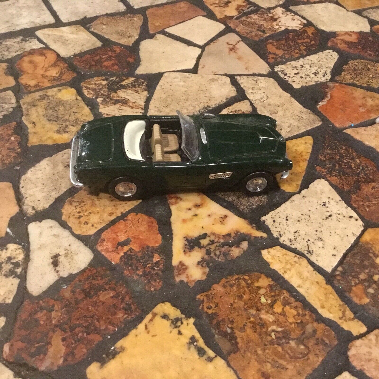 Vintage 1999 New-Ray Die Cast BMW 507 Car Model 1/43 Convertible Green
