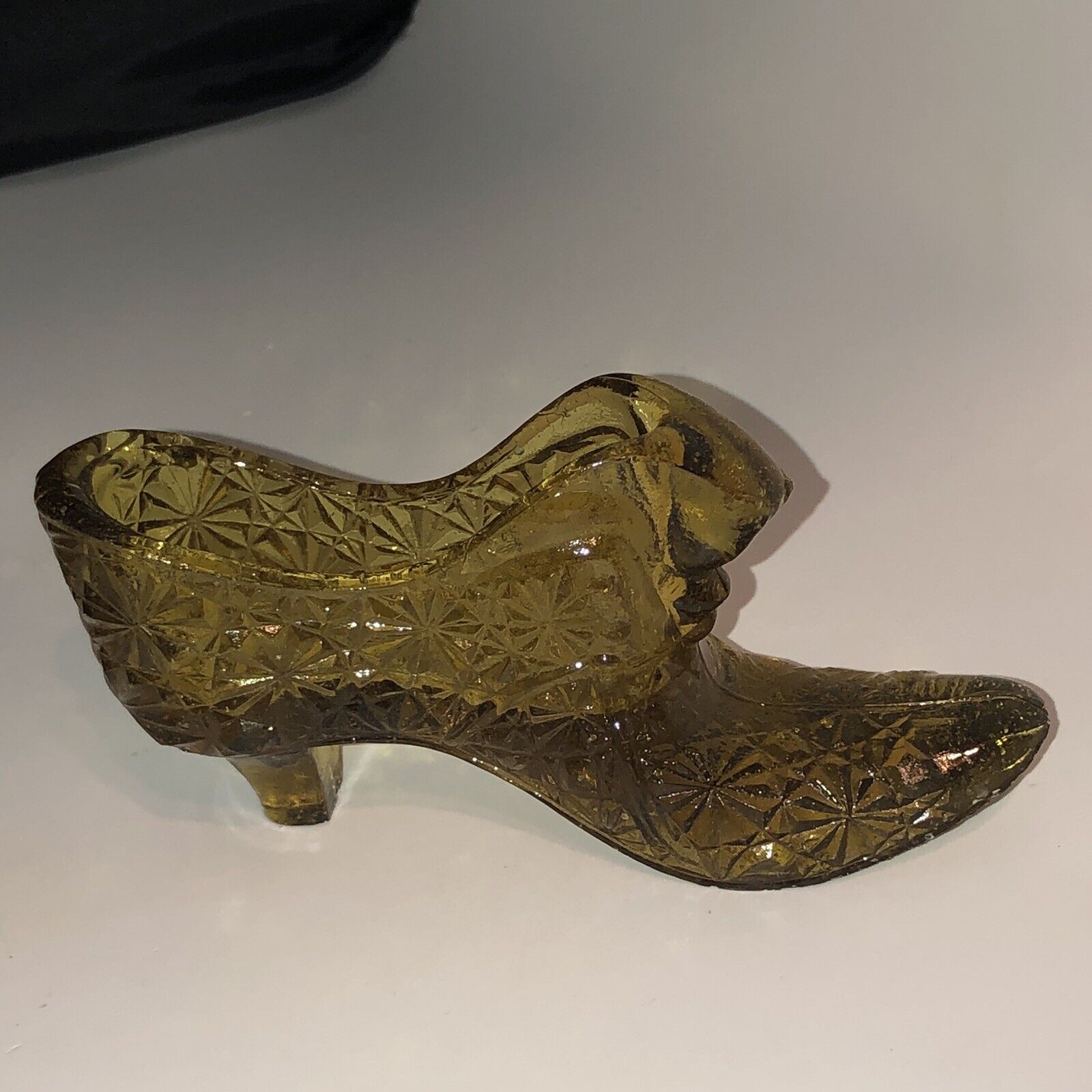 Vintage Fenton Green  Daisy Glass Shoe Figurine Boot Cat Head #2a