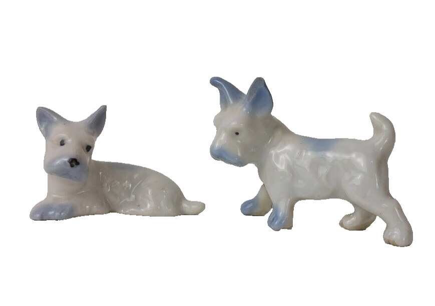 Antique Pair of Scottie Dog Figurines - Scottish Terrier - READ
