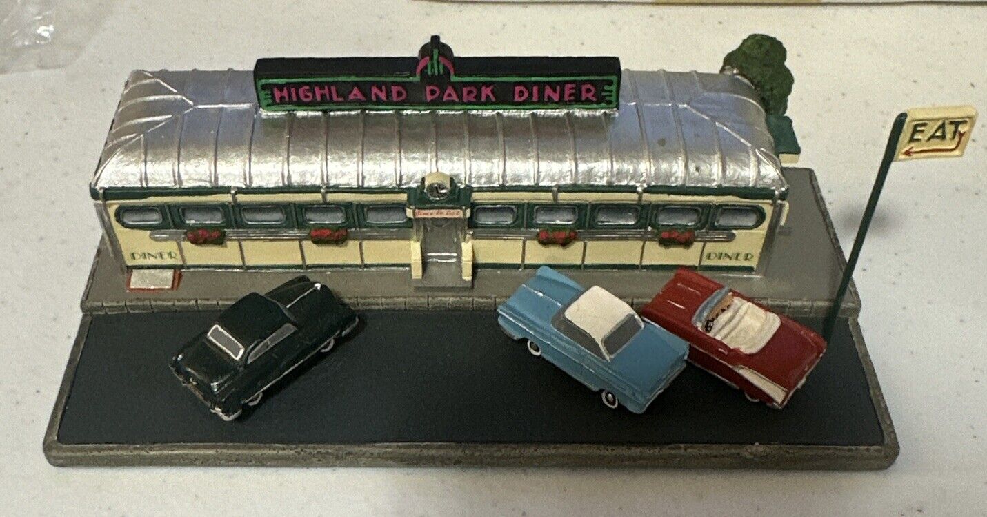 Classic American Diner  Highland Park Diner Replica Danbury Mint CA-285