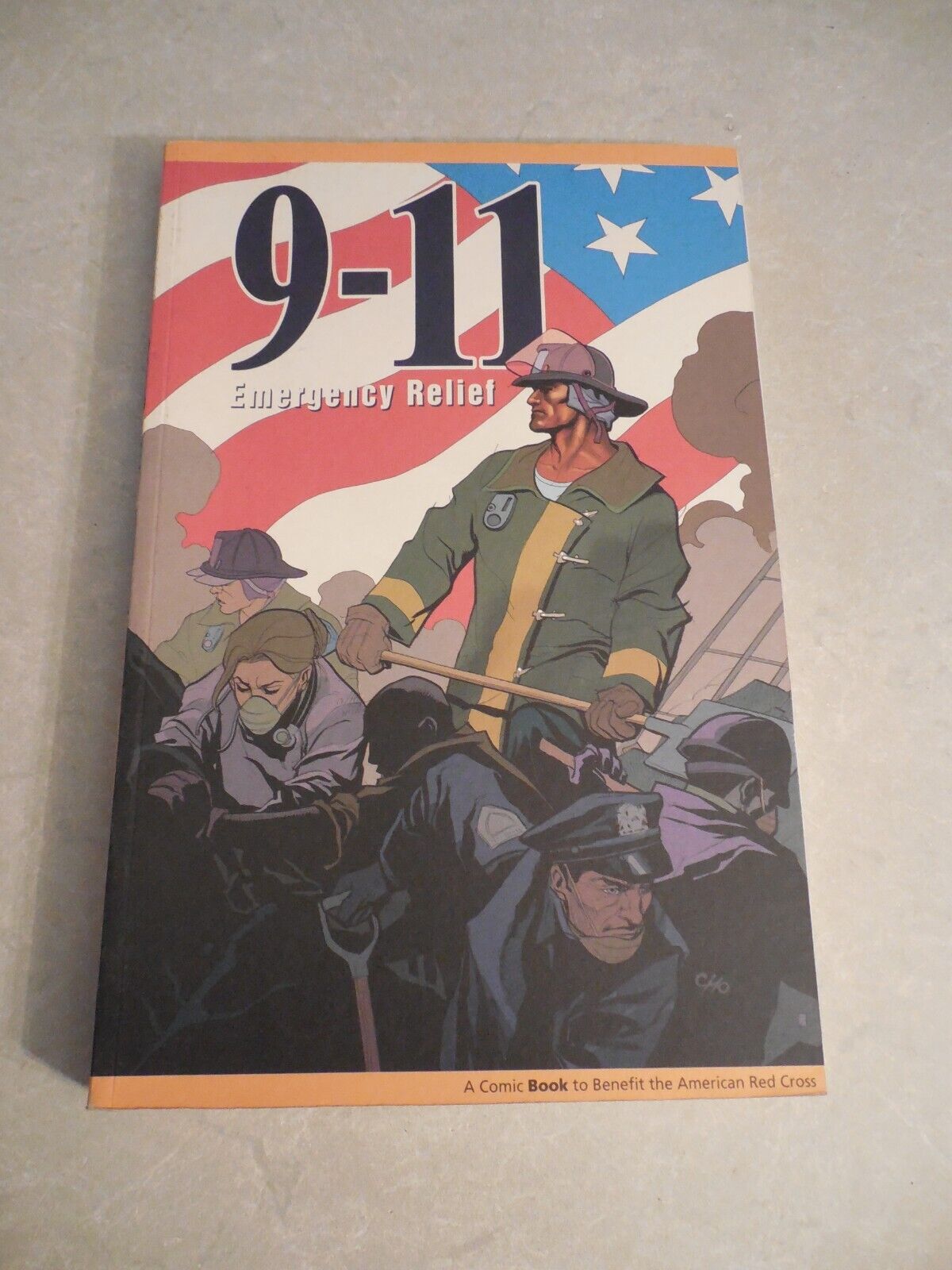 9-11 EMERGENCY RELIEF, ALTERNATIVE COMICS, 1ST PRINT, 2002, RED CROSS, PB