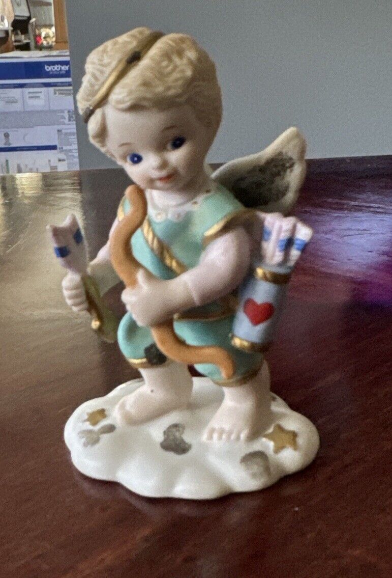 Love Is In The Air Blonde Cupid Figurine Tender Hearts Collection. 1996 4” Tall