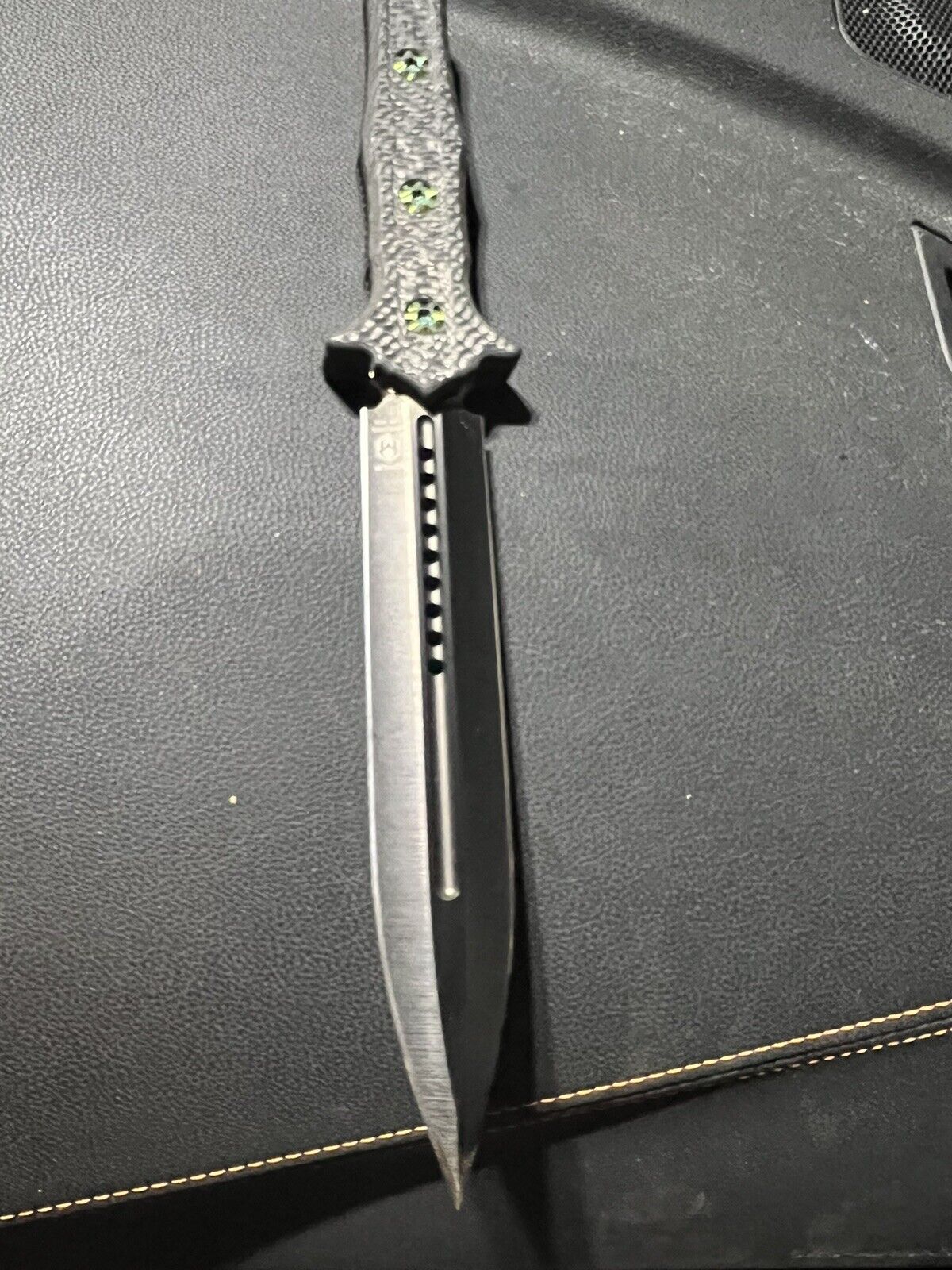 HERETIC NEPHILIM DOUBLE EDGE FIXED BLADE - BATTLEWORN WITH CARBON FIBER SCALES