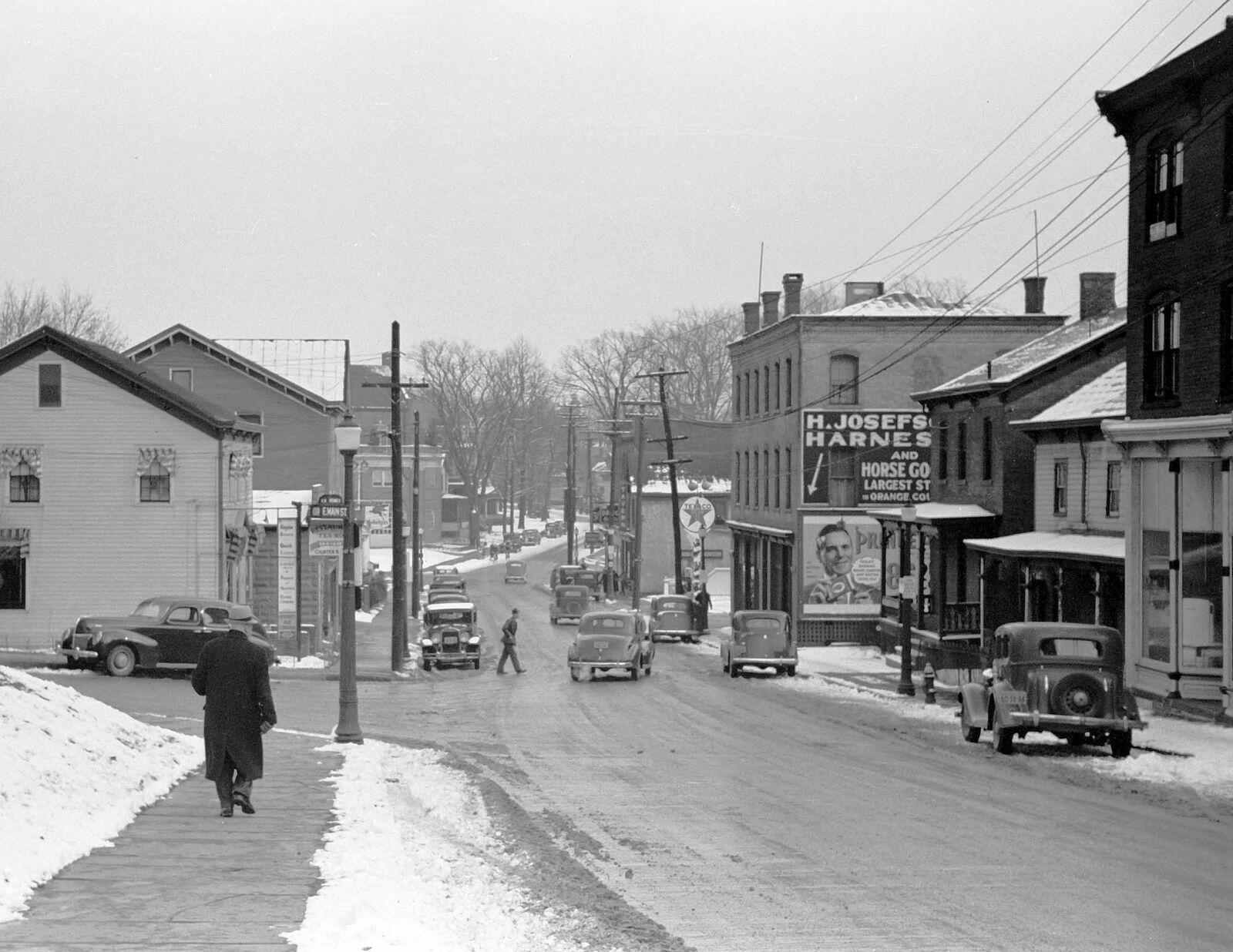 1939 Main Street Middletown New York Vintage Old Photo 8.5\