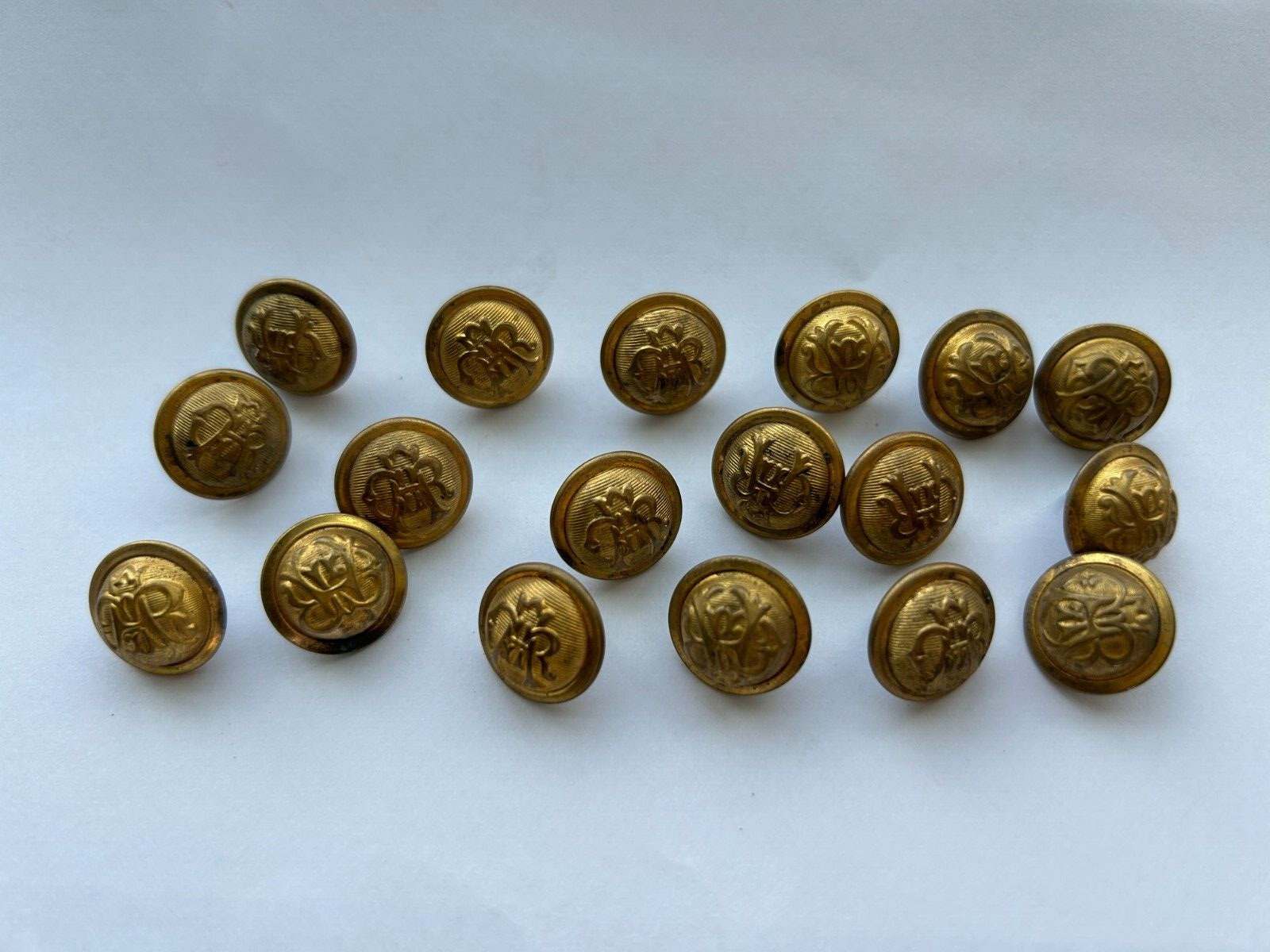 Lot of 18 GAR Buttons - Grand Army of the Republic Cuff buttons 15 mm