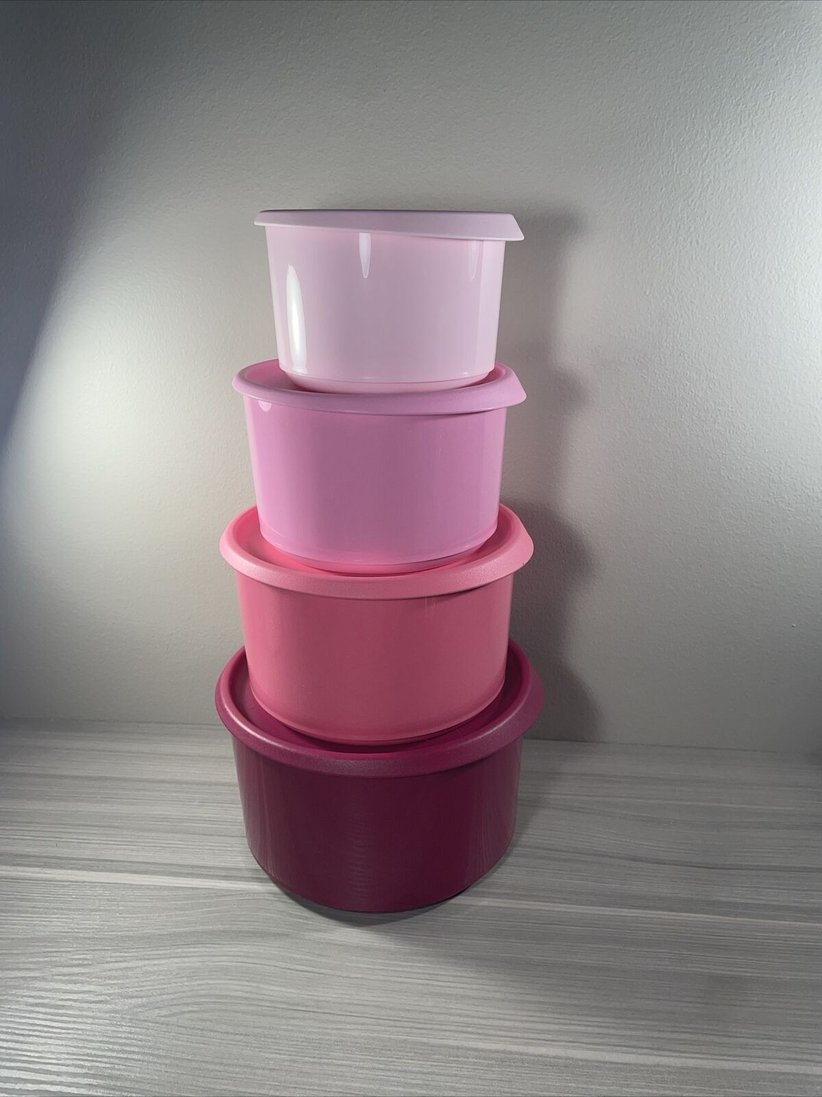 New Tupperware One-touch Seals Canisters w/ Lids, Set of 4 Shades of Pink