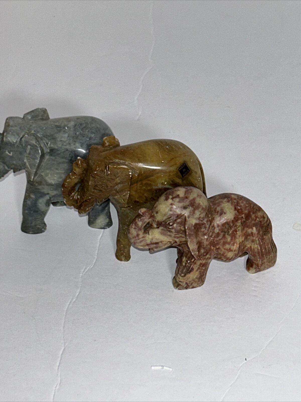 Vtg Lot of 3 Carved Stone Elephants Gray Tan Pink Statues Figures Made in India