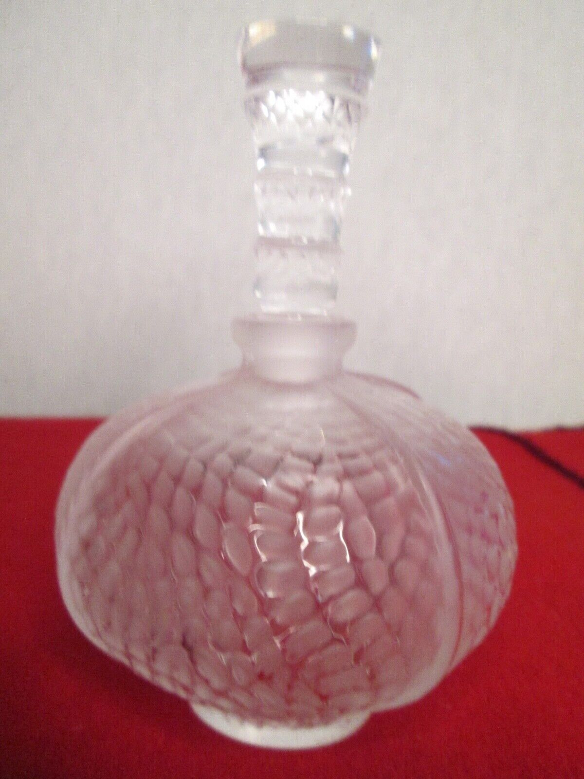 Beautiful Rare Lalique France Crystal Eliselle Perfume Bottle