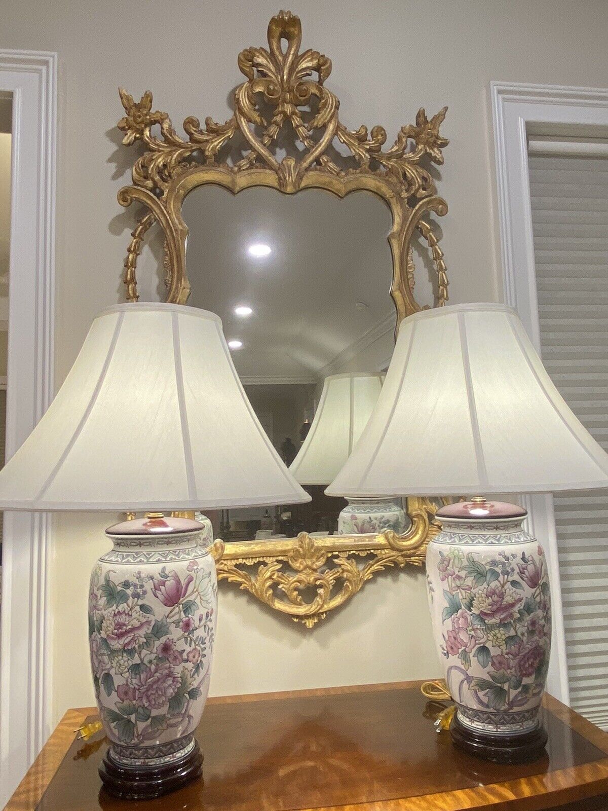 Pair of Moriage Hand-Painted Chinese Porcelain Lamps: Floral Bouquets w/Ribbons