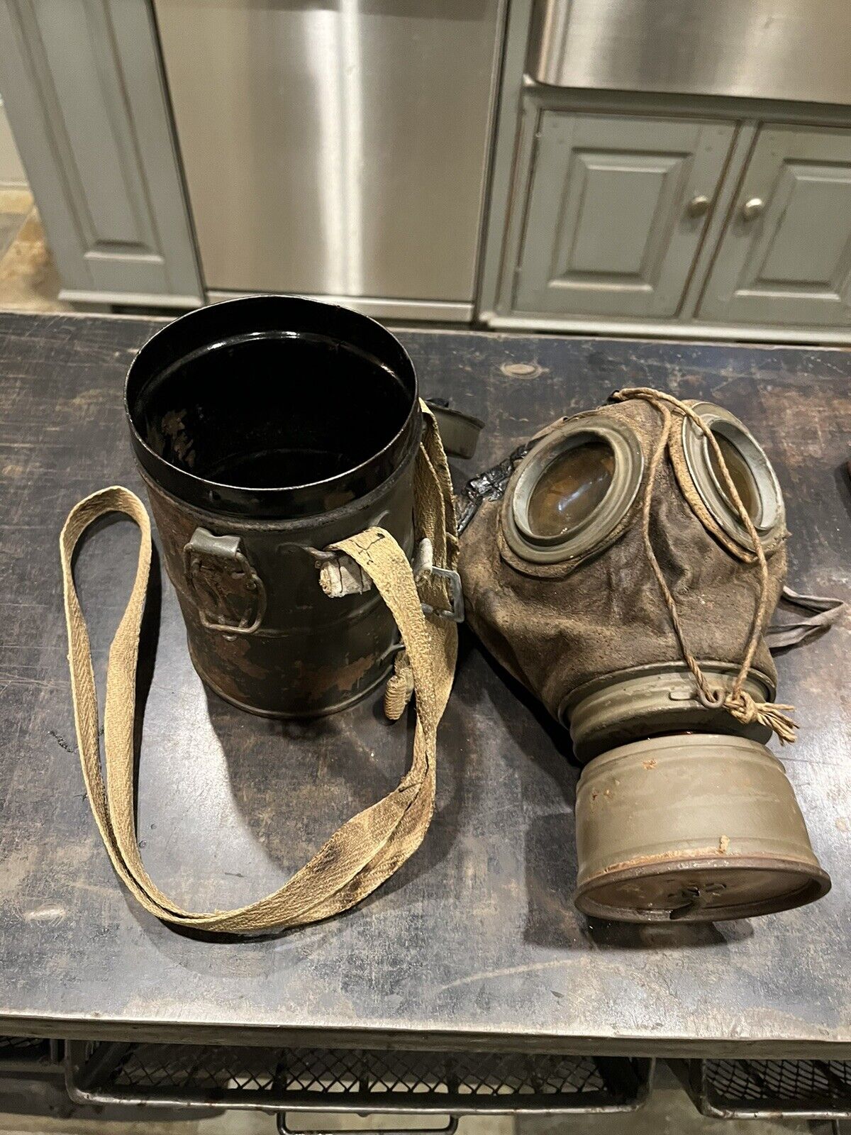 German WW1 Gas mask Complete 