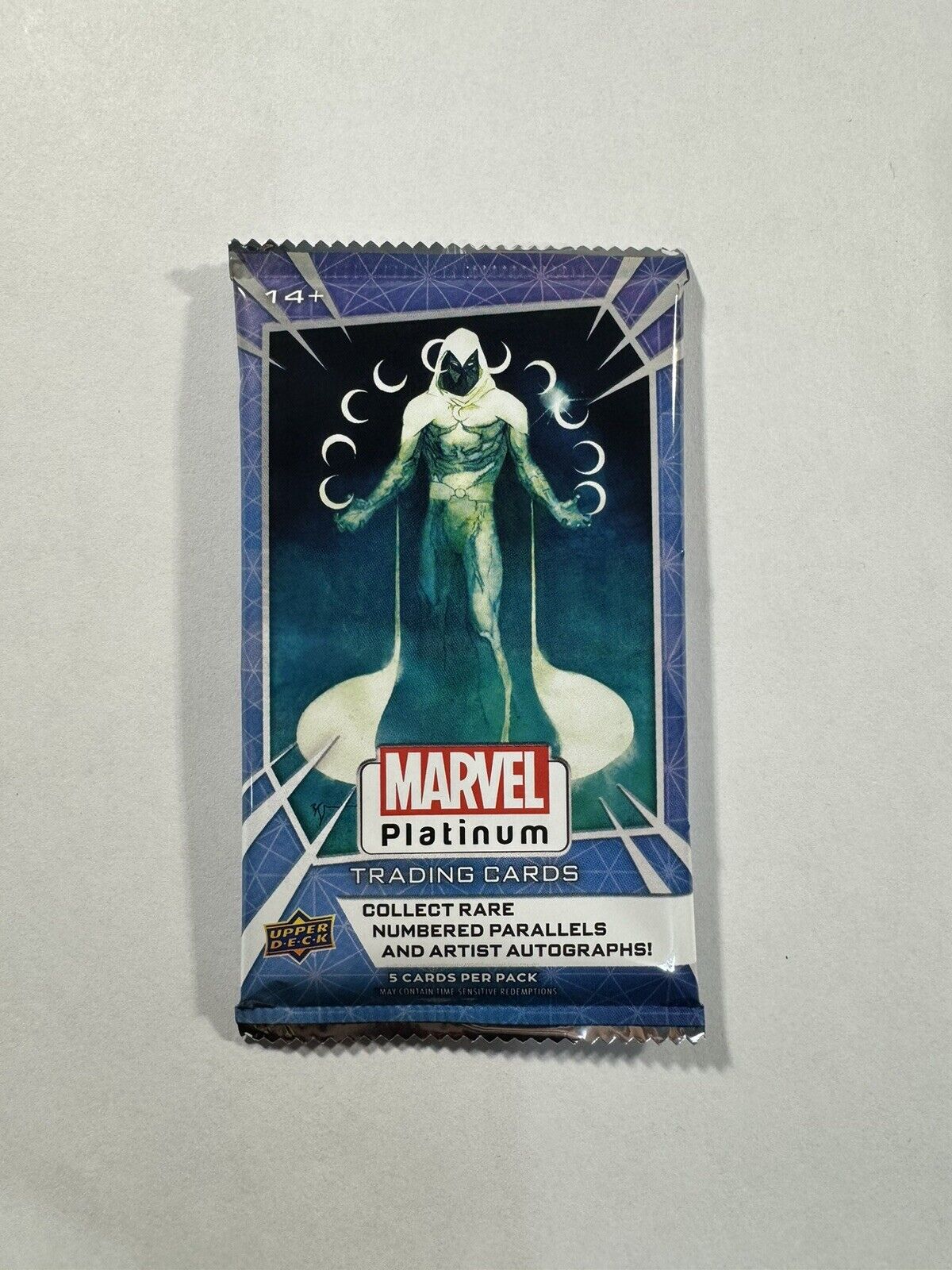 (1) 2023 Marvel Platinum Trading Cards Factory Sealed Pack - 5 Cards Per Pack