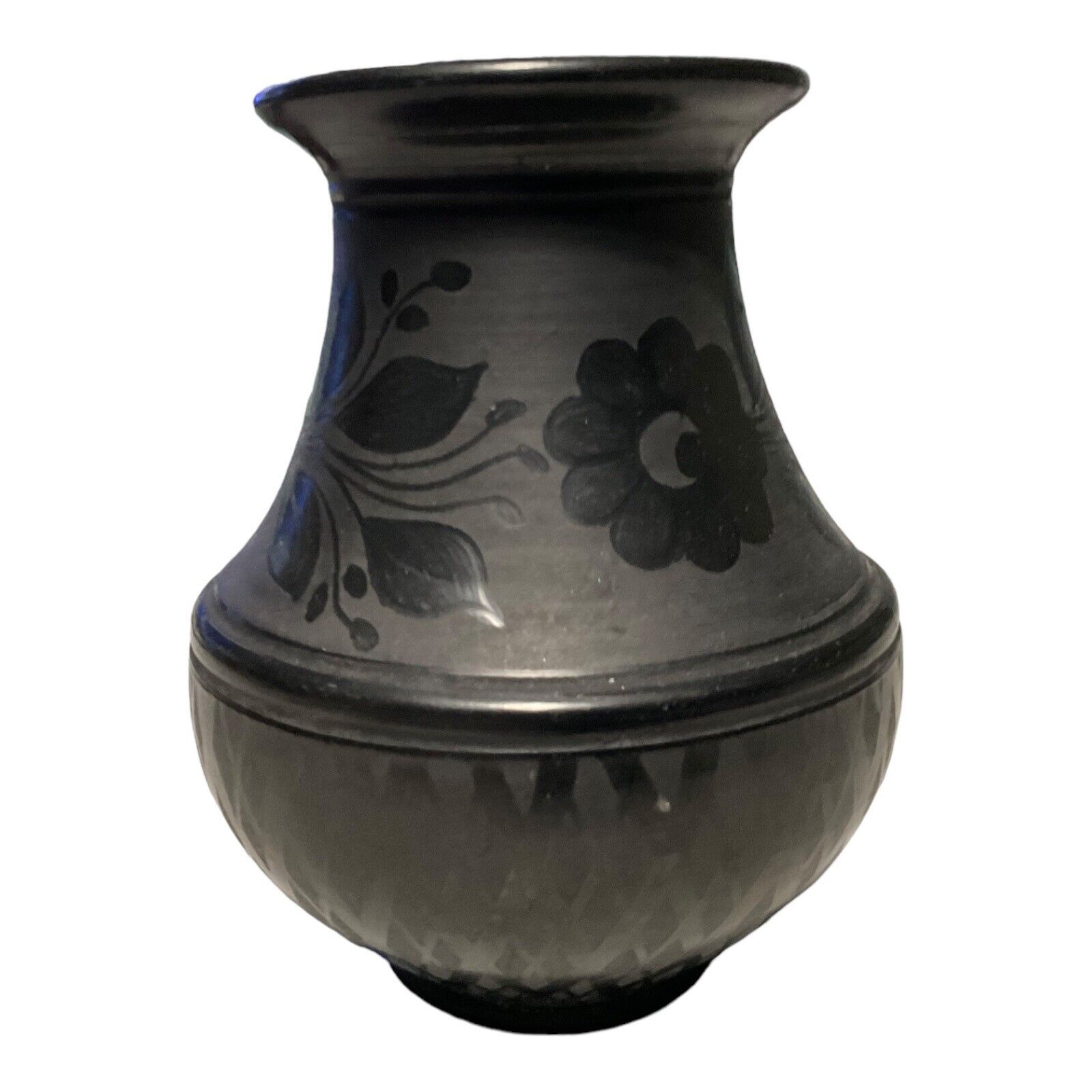 Istvan Fazekas Nádudvar Vase Hungarian KF 5509/A Folk Art Pottery Black Etched S