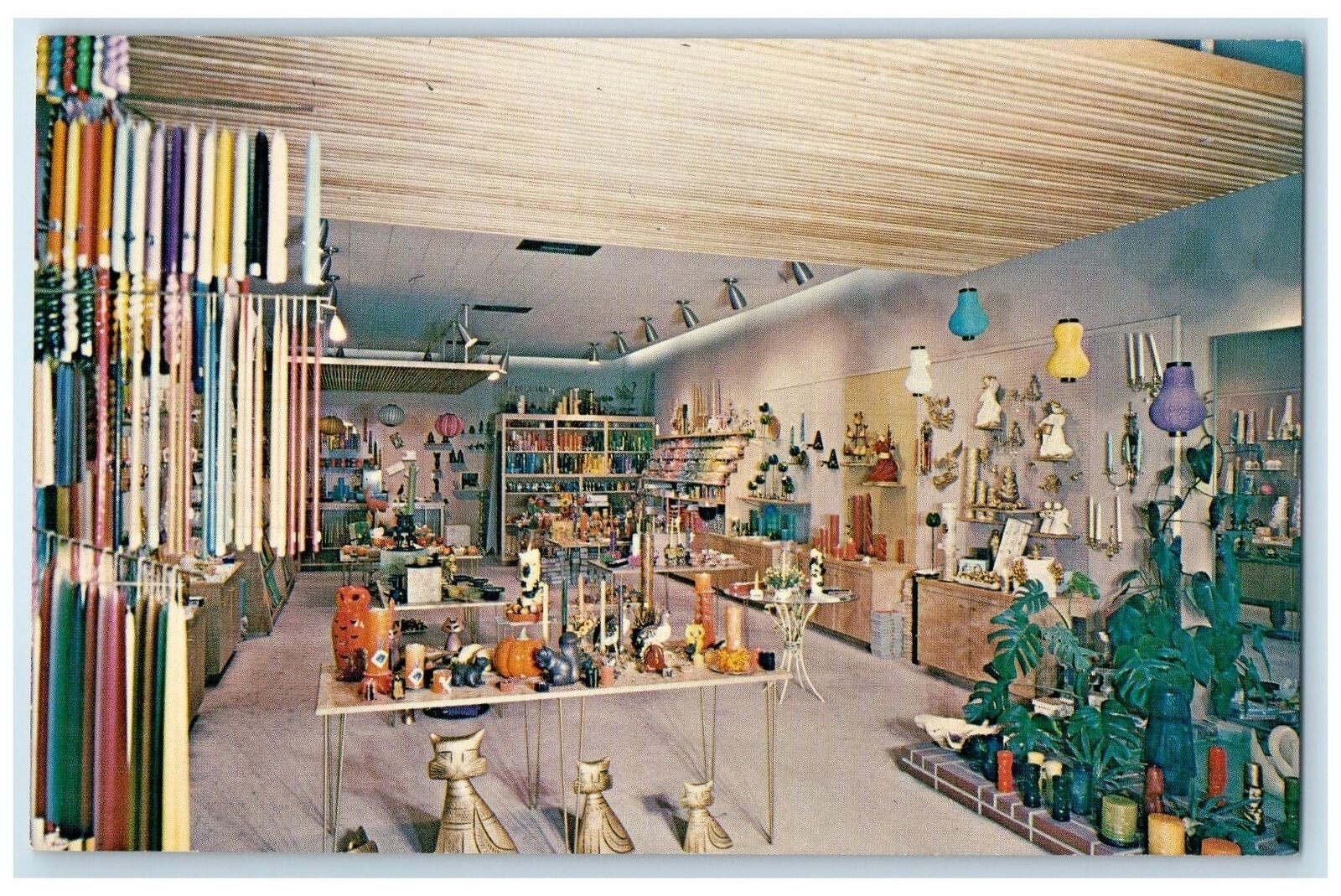 c1940\'s Flynn\'s Candle Shop Interior San Diego California CA Unposted Postcard
