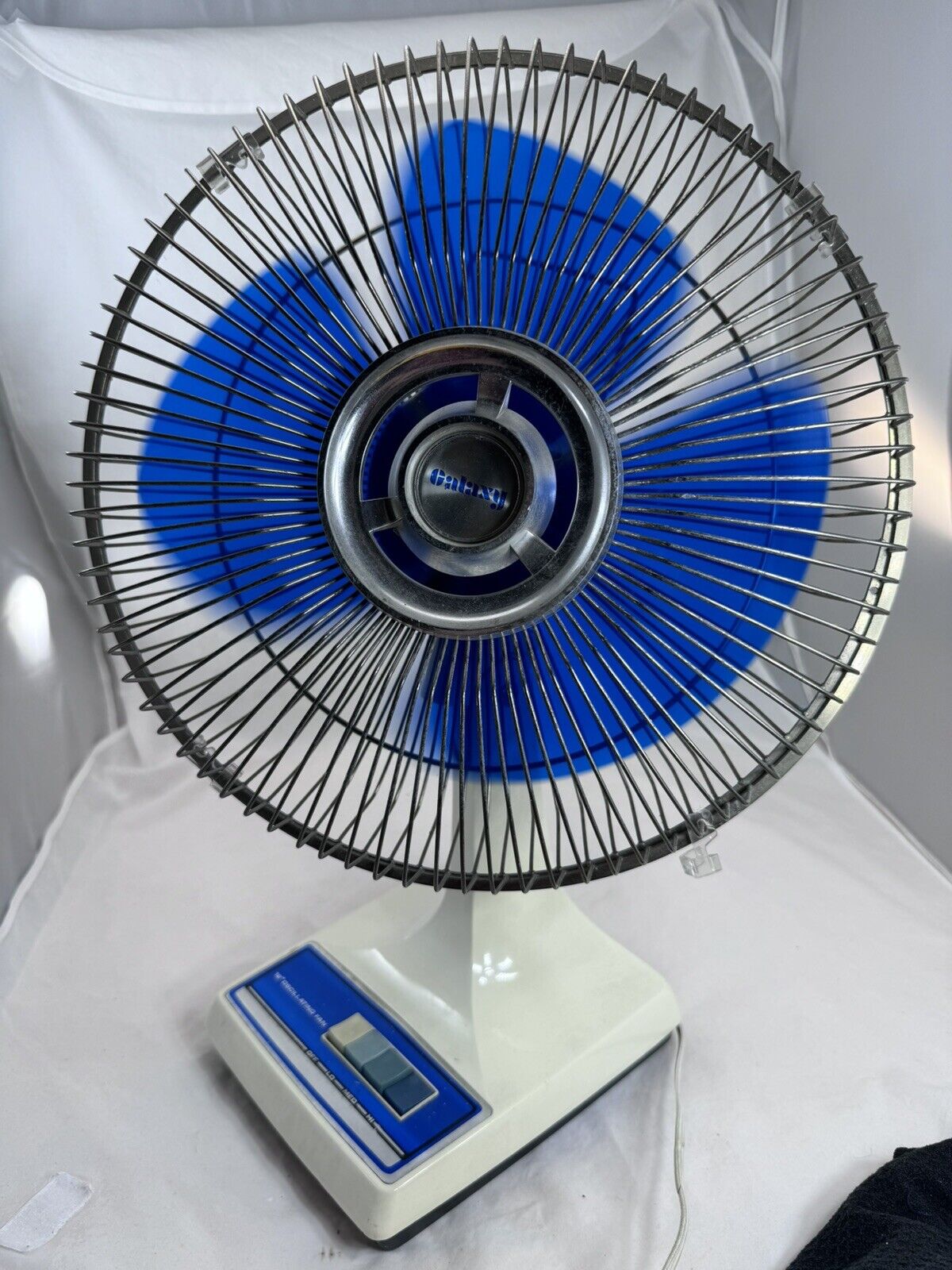 Vintage Galaxy 12” Oscillating Blue Blades Fan 3 Speed CLEAN WORKS # 12-1 READ