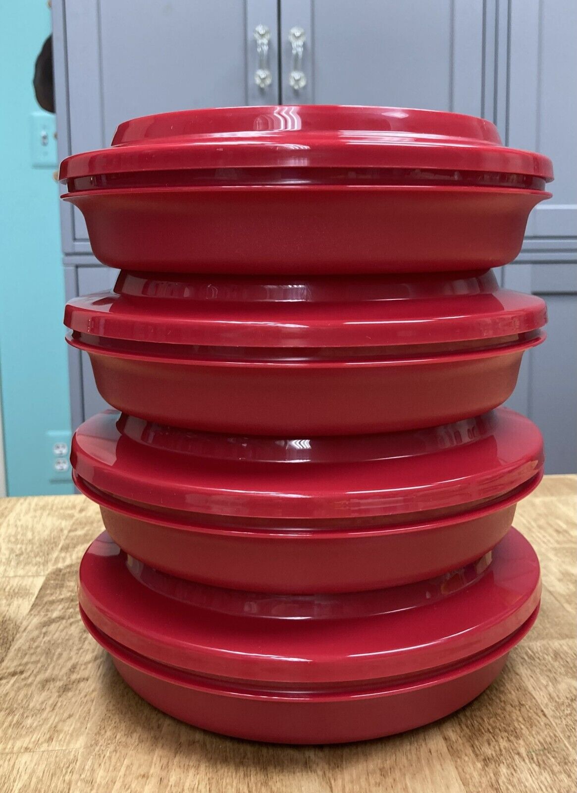Tupperware Super Seal & Serve Set of 4 Bowls-#1336 & #1337-Red-NEW-SHIPPING INCL