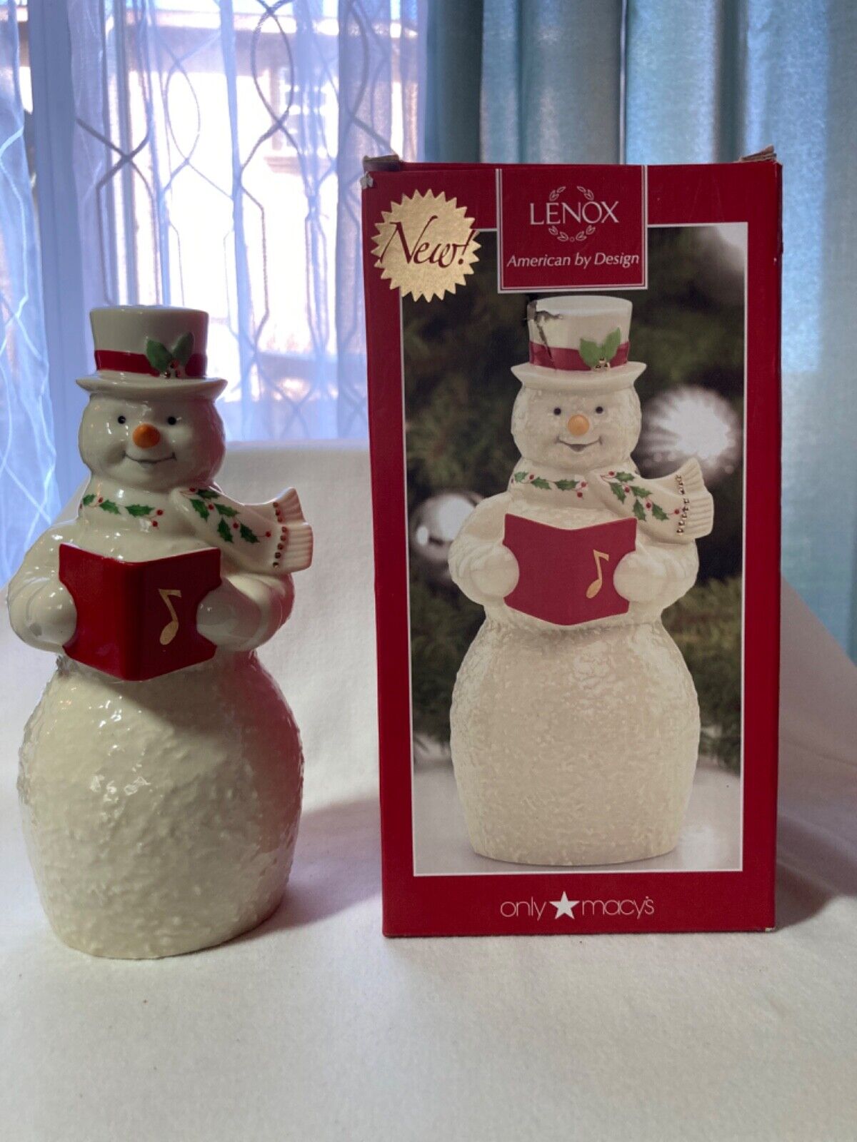 LENOX Christmas Holiday Caroling Snowman Figure 7” Porcelain Macy’s New In Box