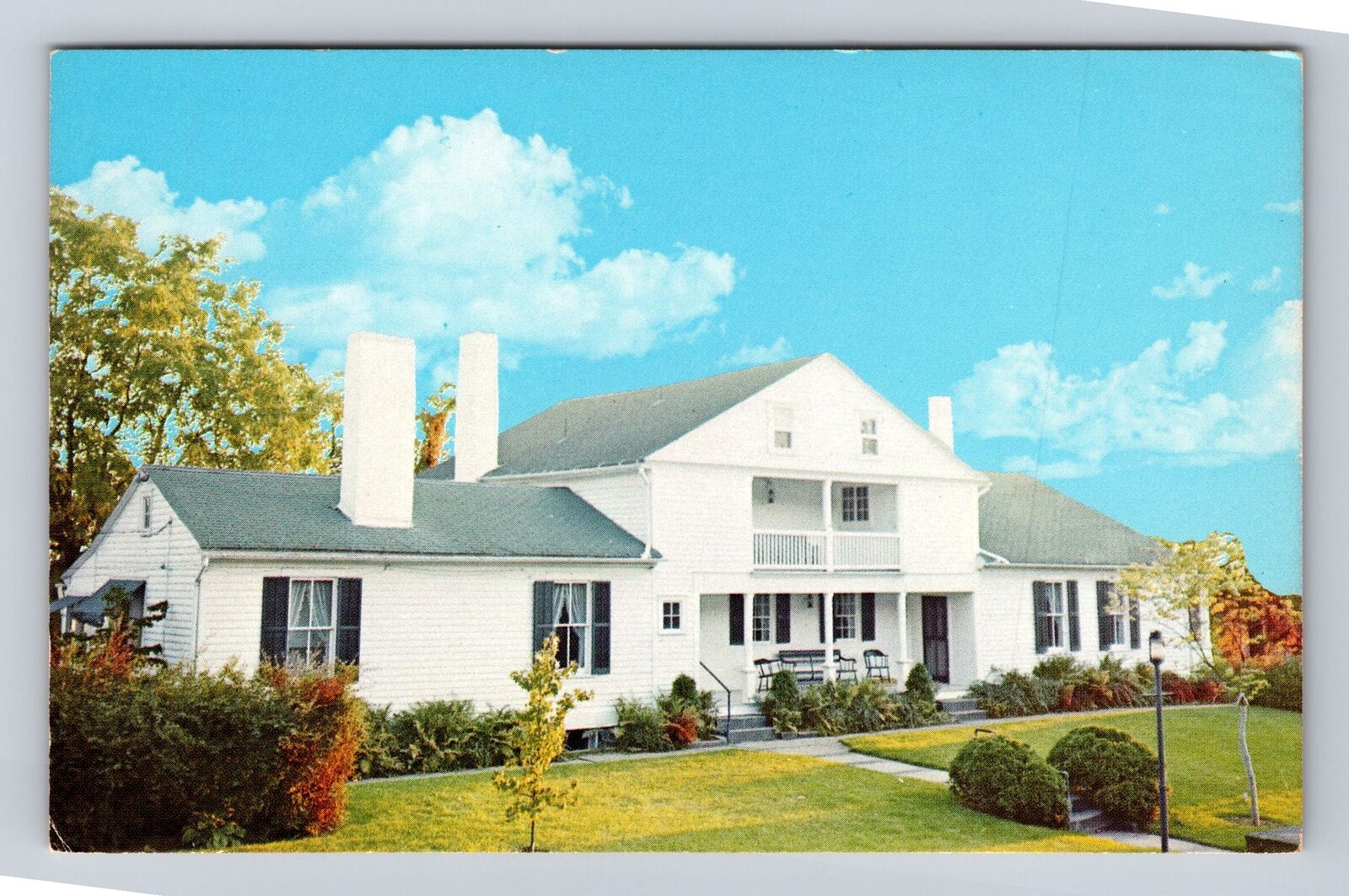Massillon OH-Ohio, Wales Road, Spring Hill, Antique Vintage Souvenir Postcard