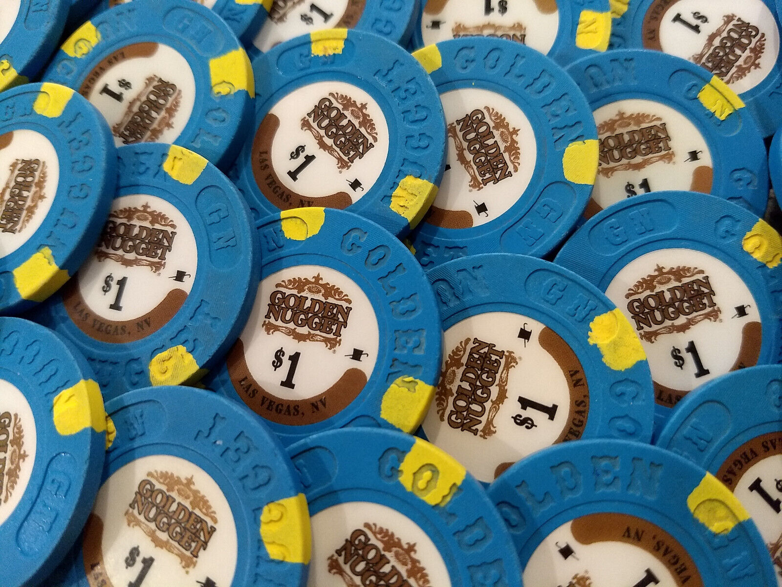 100 Golden Nugget Hotel Casino Las Vegas. $1 poker gaming chips. Paulson Top Hat
