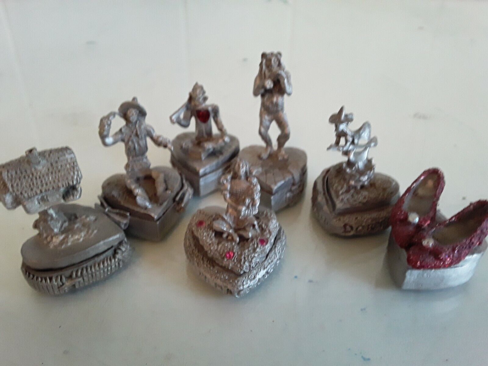 7 Comstock Vtg Pewter Wizard of Oz Heart Trinket Boxes Dorothy Tin Man Witch Sca