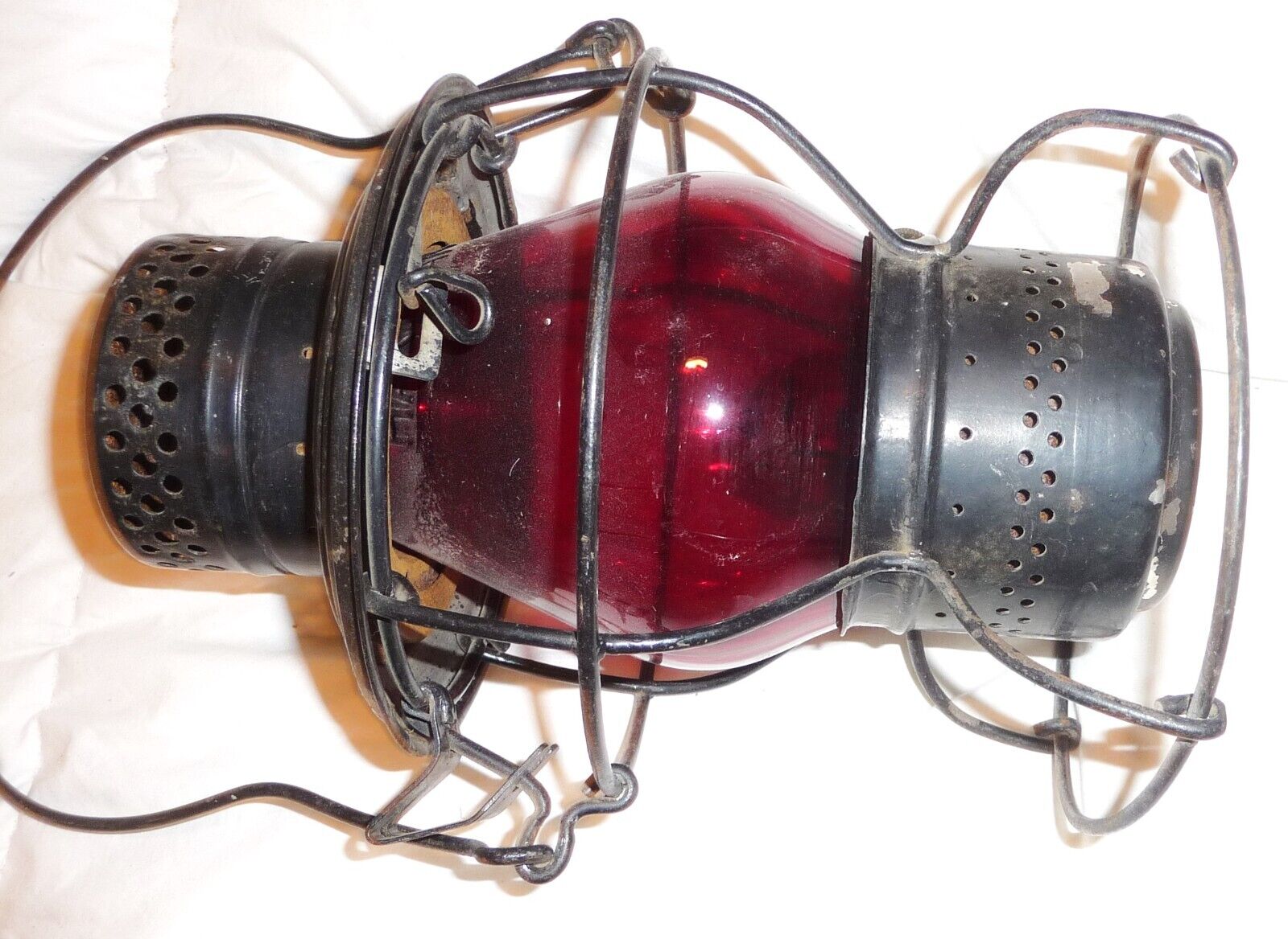 Handlan Railroad Lantern Red Globe latest Patent 5/5/25