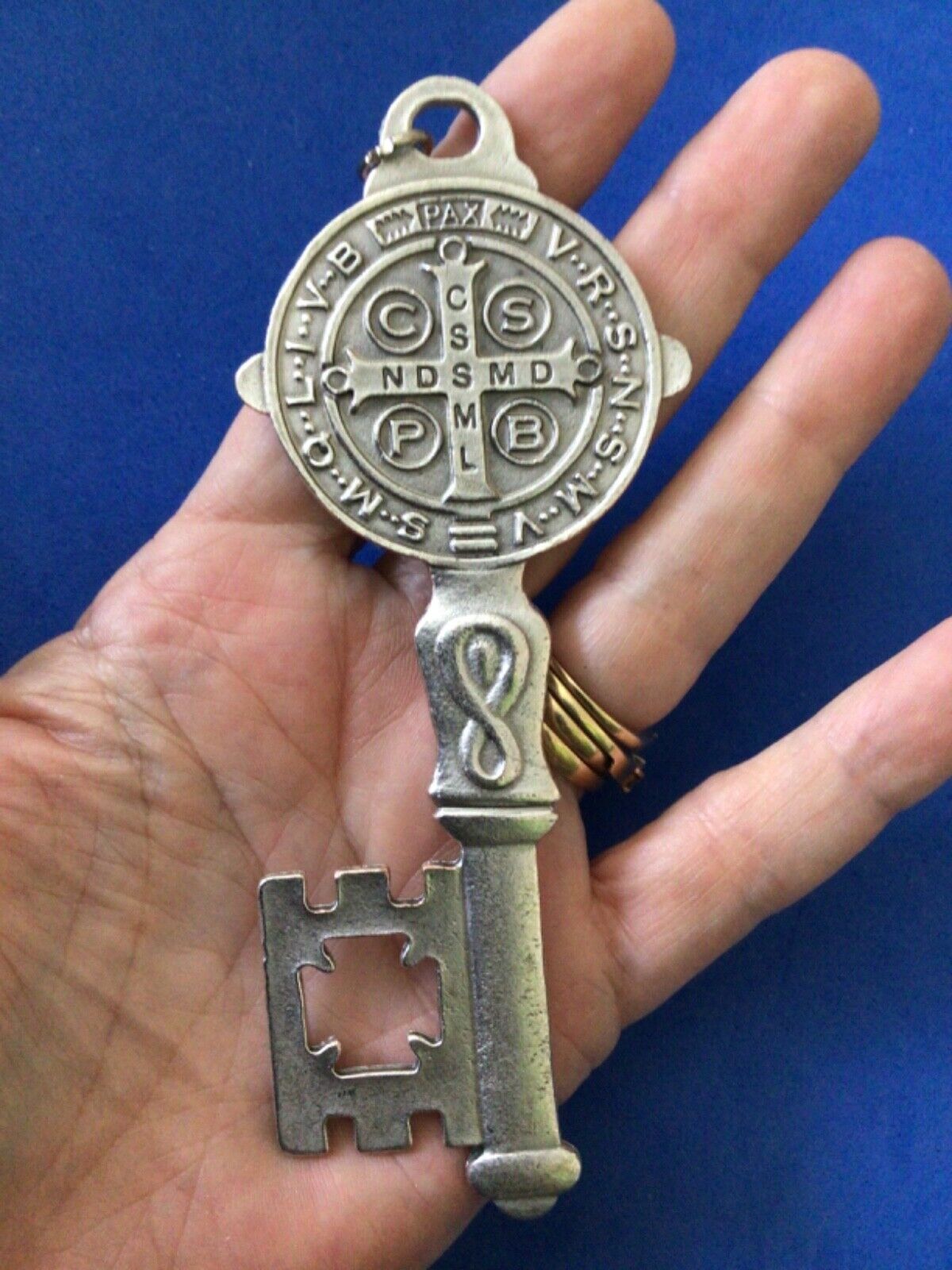 Large St BENEDICT Key To Heaven Medal 4-3/4” Protection Oxidized Metal Saint