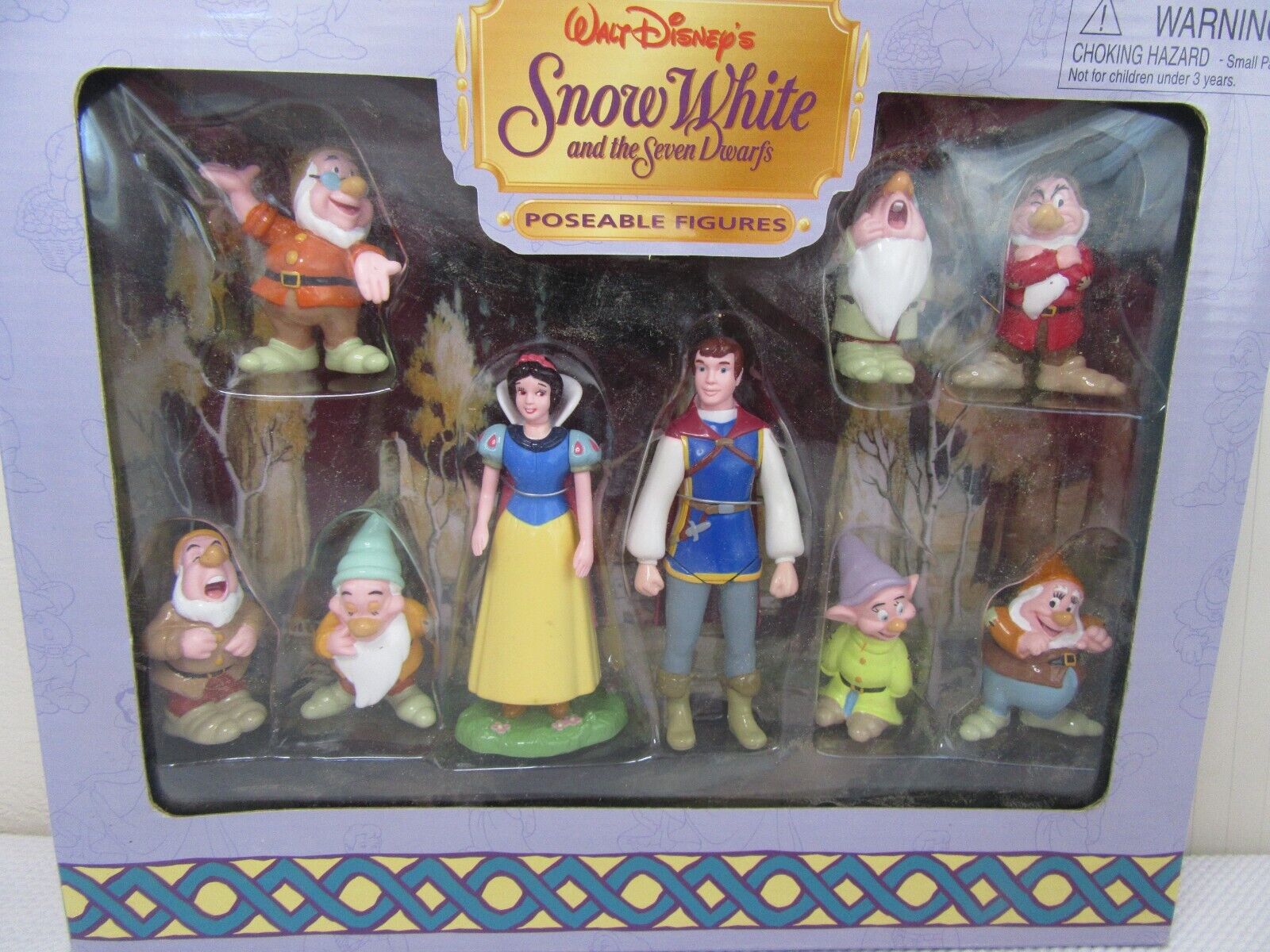 Vintage Walt Disney's Snow White and the Seven Dwarfs Poseable Figures Gift Set