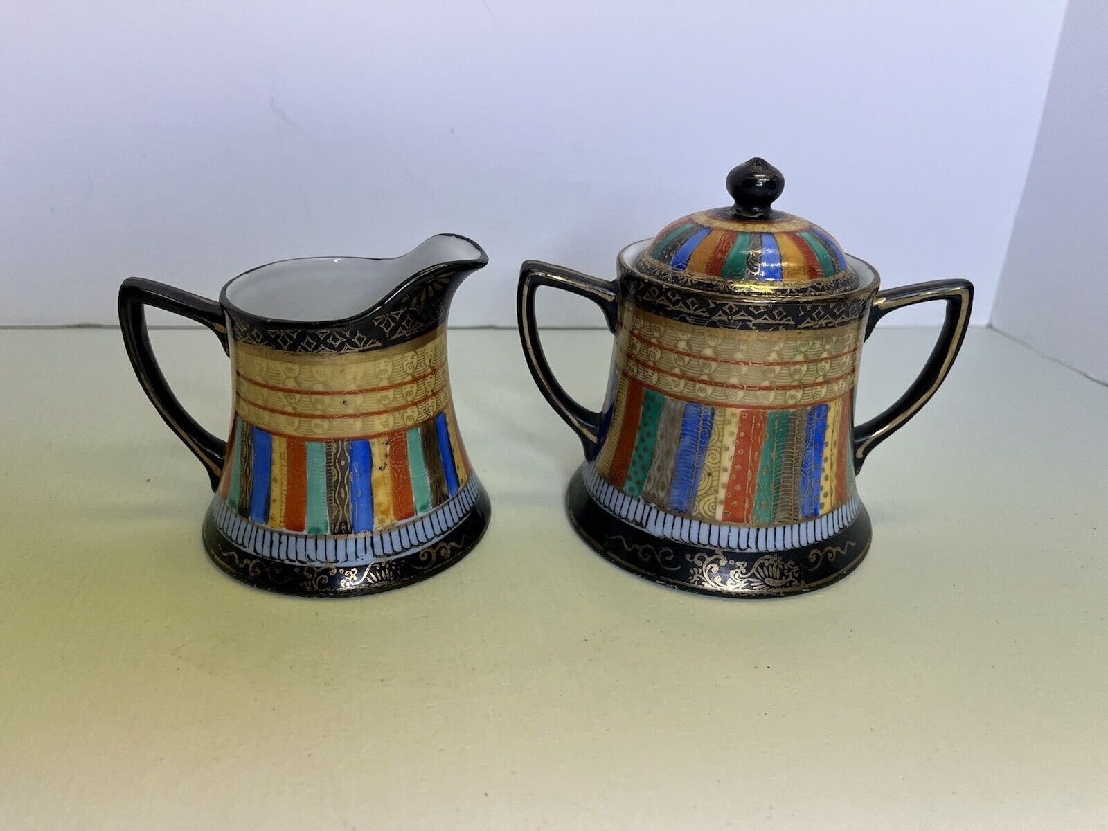 Vintage Japan Thousand Faces  Covered Sugar and Creamer Set Tea Dining China Pic