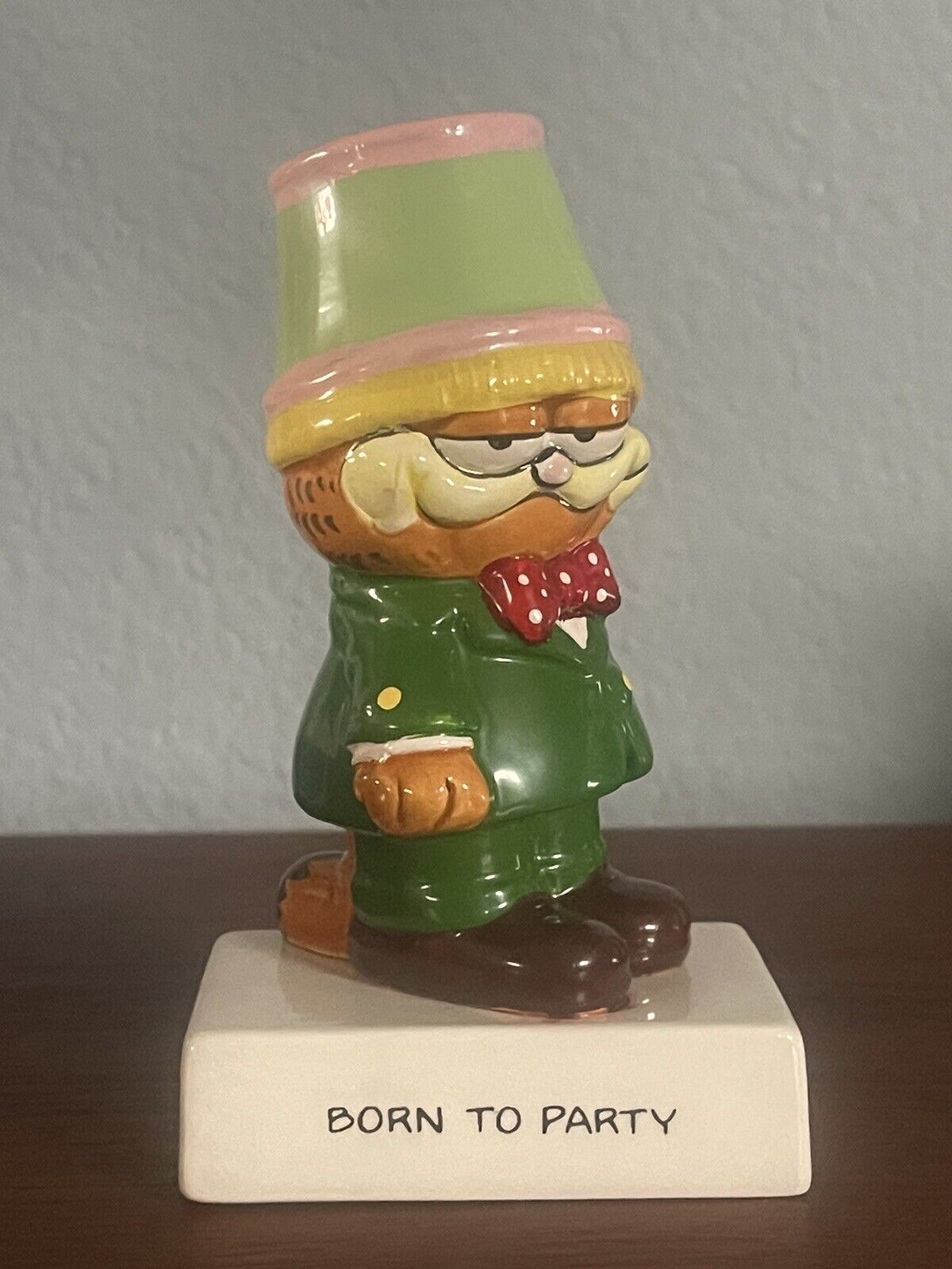 Enesco Garfield Born To Party Ceramic Figurine