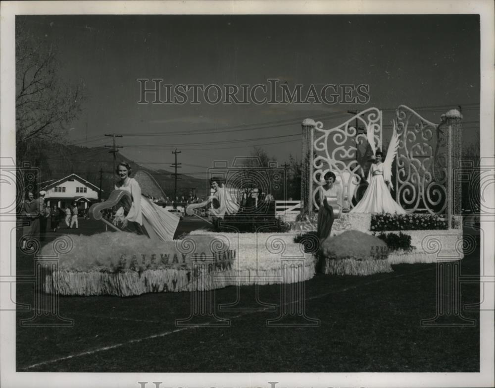 1955 Press Photo Apple Blossom Festival - spa24874
