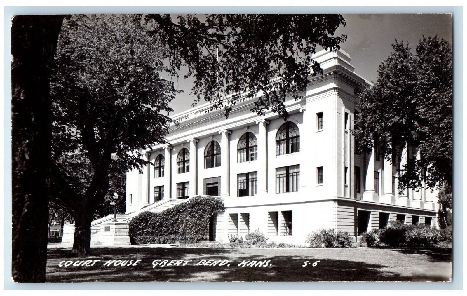 Great Bend Kansas KS Postcard RPPC Photo Court House Building 1950 Vintage