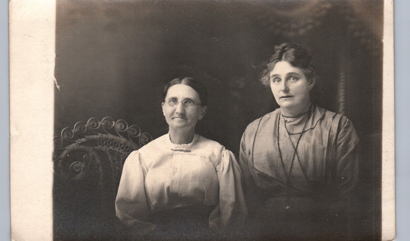 TWO OLDER LADIES real photo postcard rppc NEWMAN ILLINOIS IL c1910