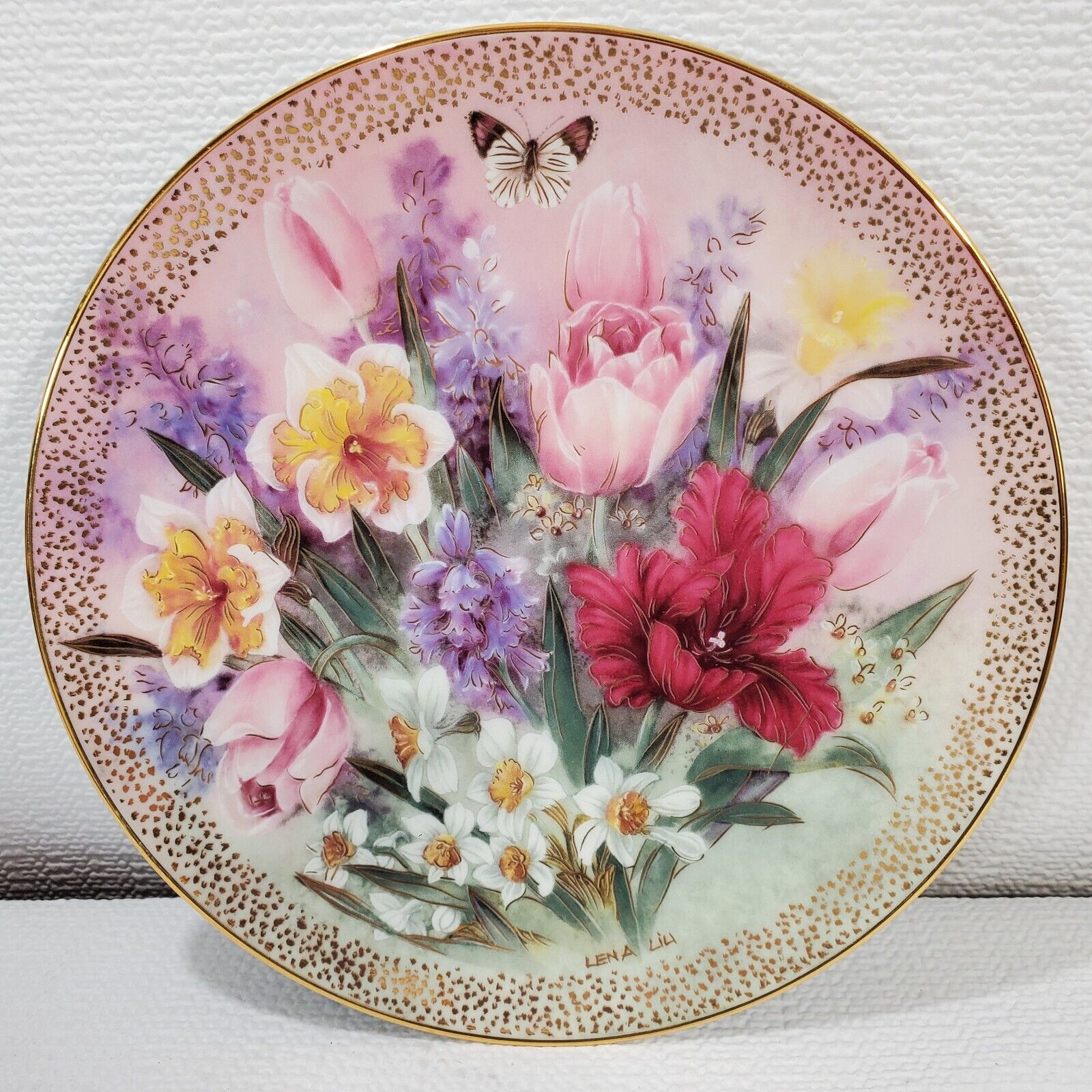 Lena Liu Tulip Ensemble Collector Plate 2 in Symphony of Shimmering Beauty 1991