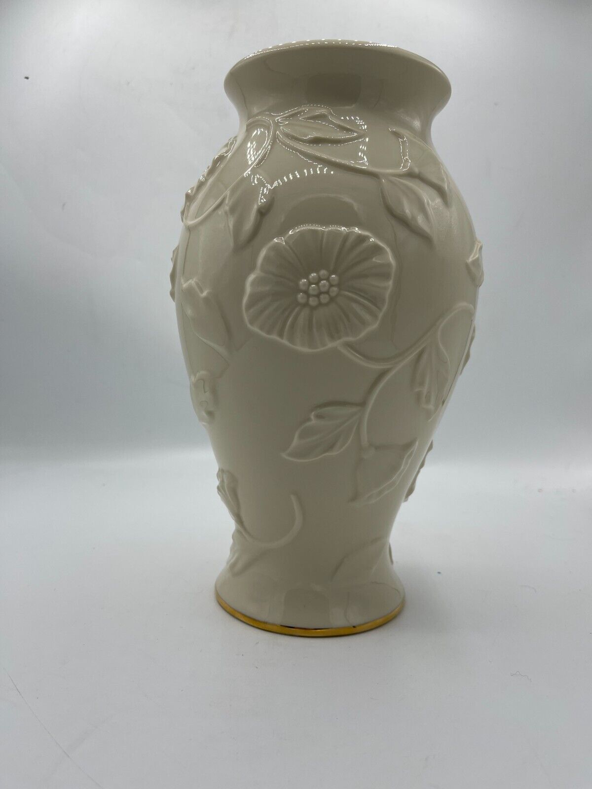 Lenox Ivory China Embossed Poppy Vase 24K Gold Trim