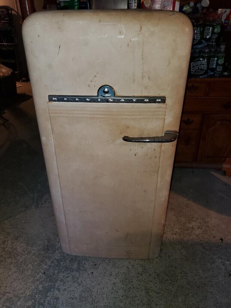 Kelvinator vintage refrigerator W/ Freezer Box