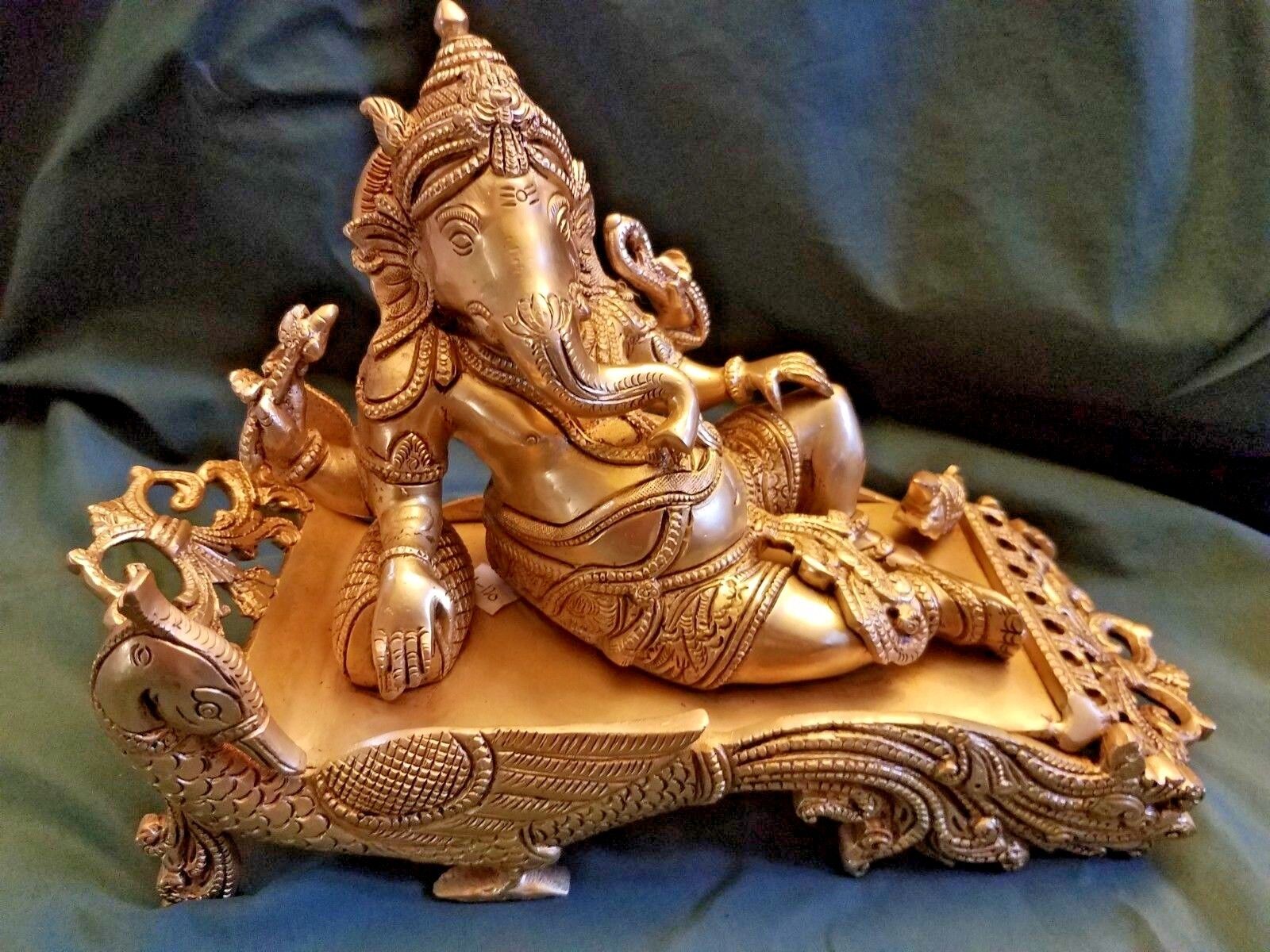 Lord Ganesha Beautiful Brass Statue (Hindu god of good luck) 