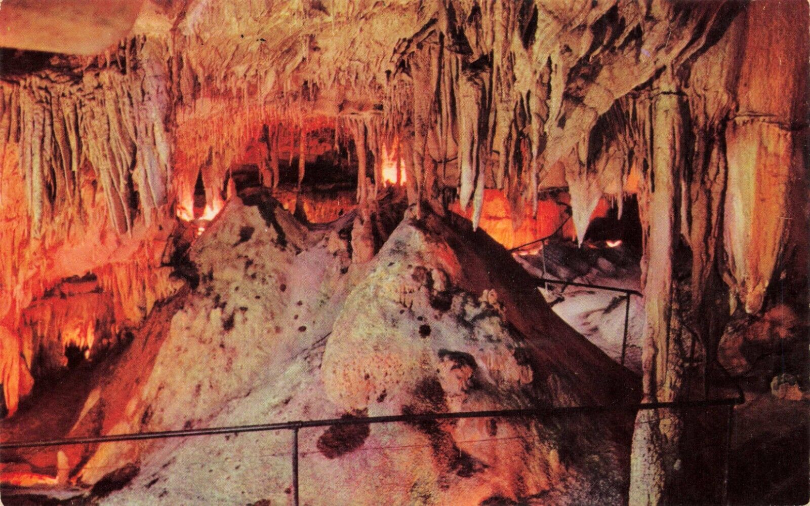 Kentucky Mammoth Cave National Park Onyx Chamber Vintage Postcard Unposted
