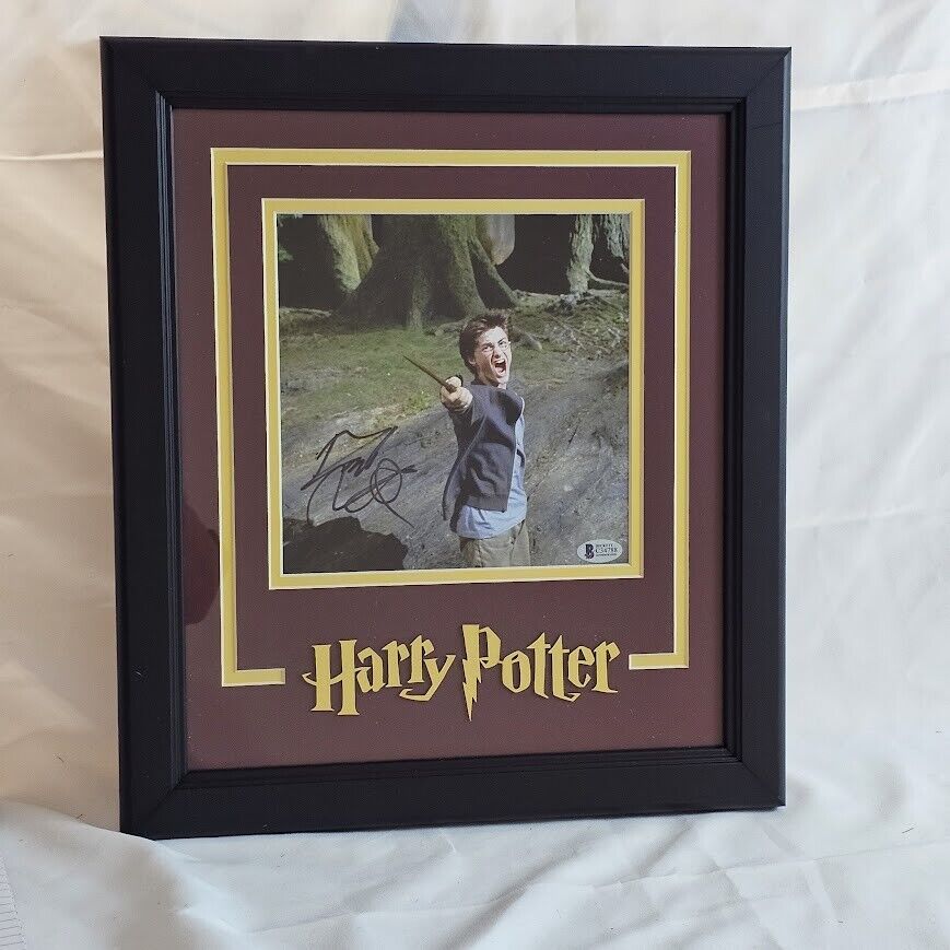 Daniel Radcliff Signed Autographed Harry Potter photo picture Beckett Certified