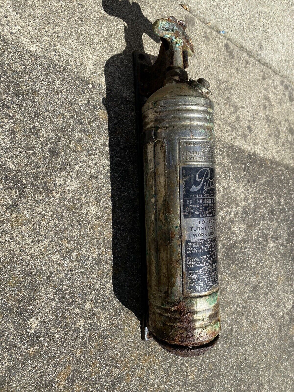 Antique Vintage Pyrene Fire Extinguisher W/Wall Mount Empty