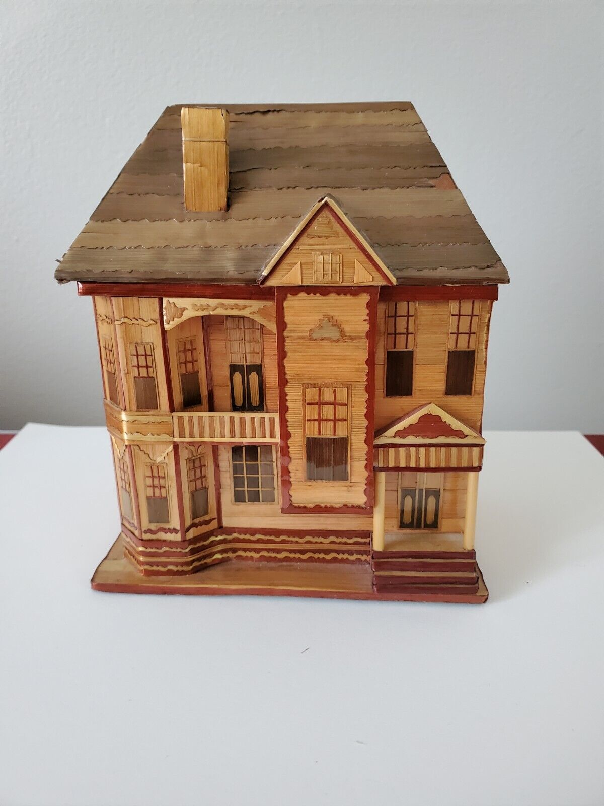 Vintage Victorian miniature wheatstalk trinket box house 
